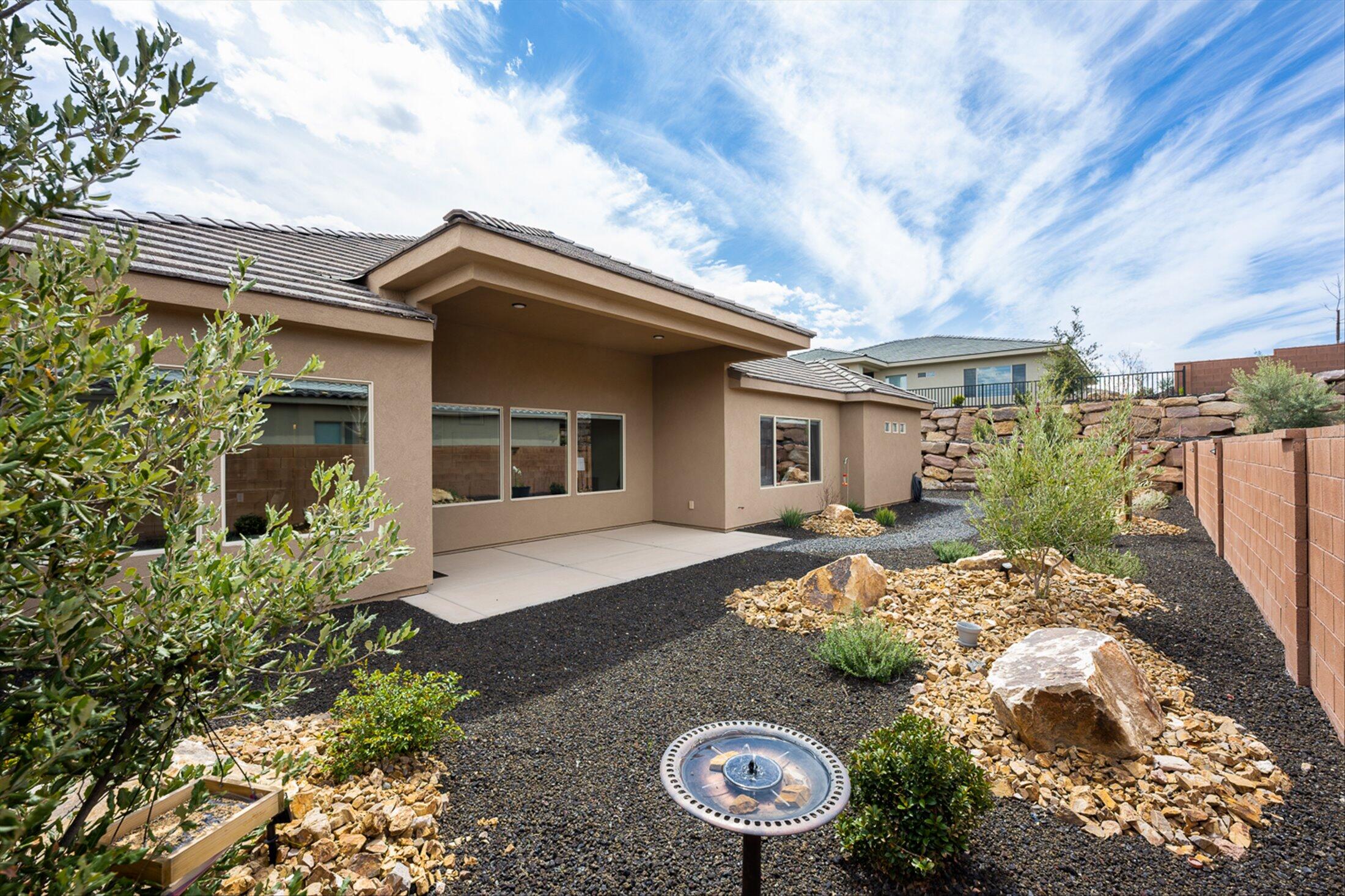 VARANO VISTAS AT DIVARIO - Residential