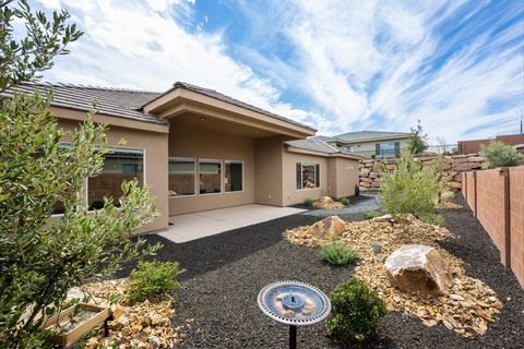 Tiny photo for 490 S BRACCIANO DR, Saint George, UT 84770 (MLS # 26-271388)
