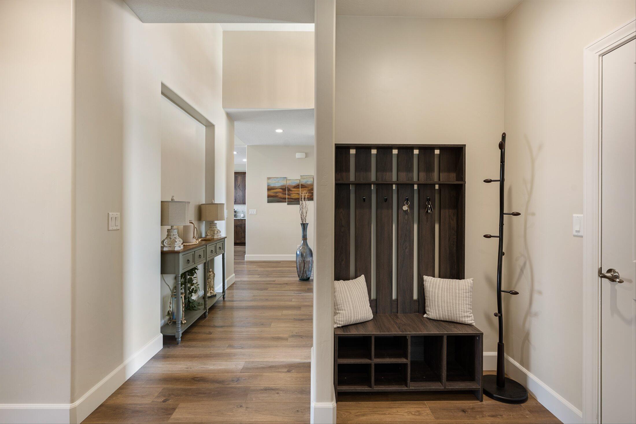 VARANO VISTAS AT DIVARIO - Residential