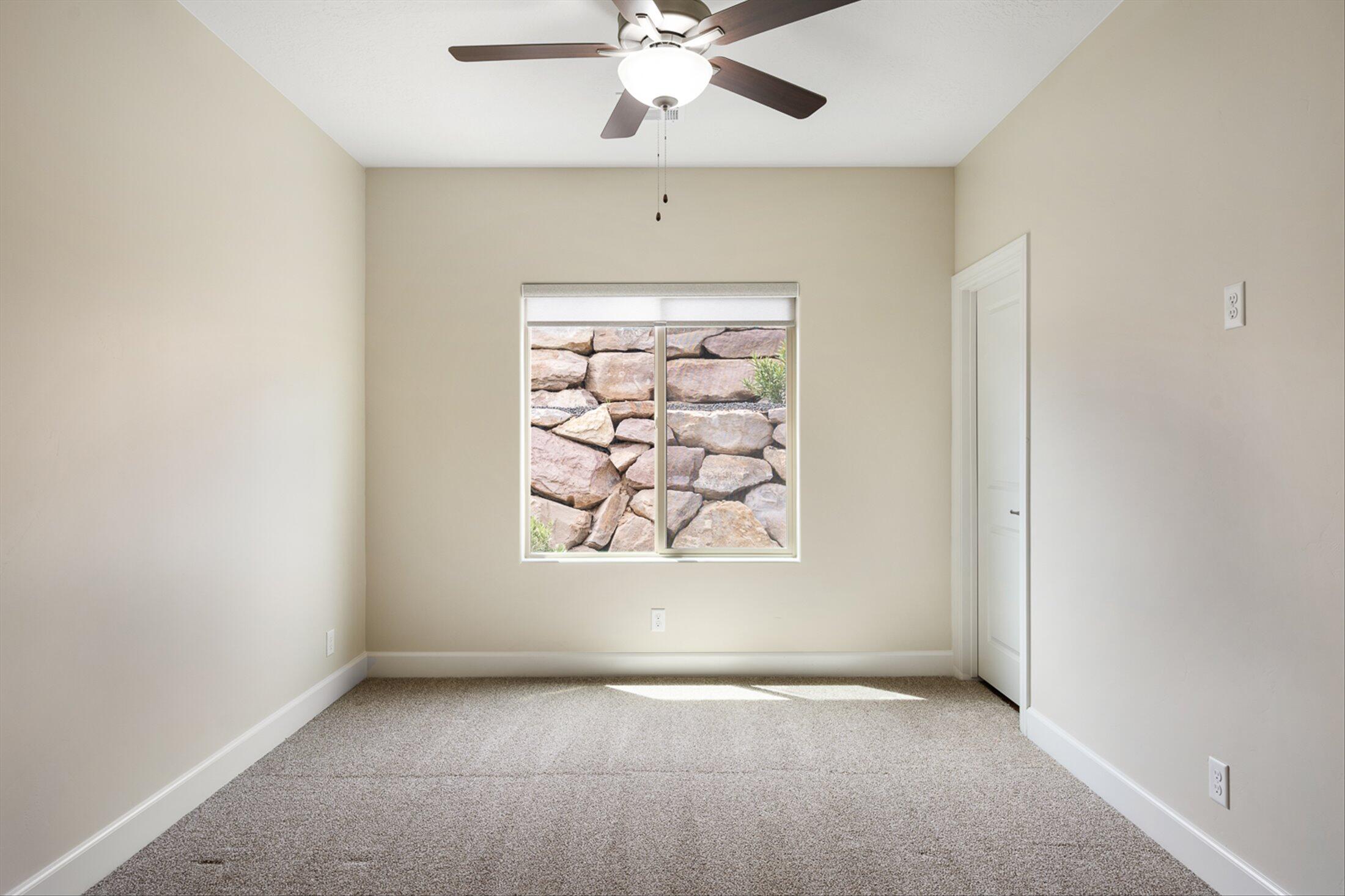 VARANO VISTAS AT DIVARIO - Residential