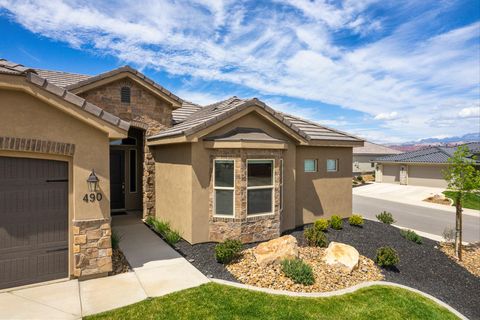 Tiny photo for 490 S BRACCIANO DR, Saint George, UT 84770 (MLS # 26-271388)