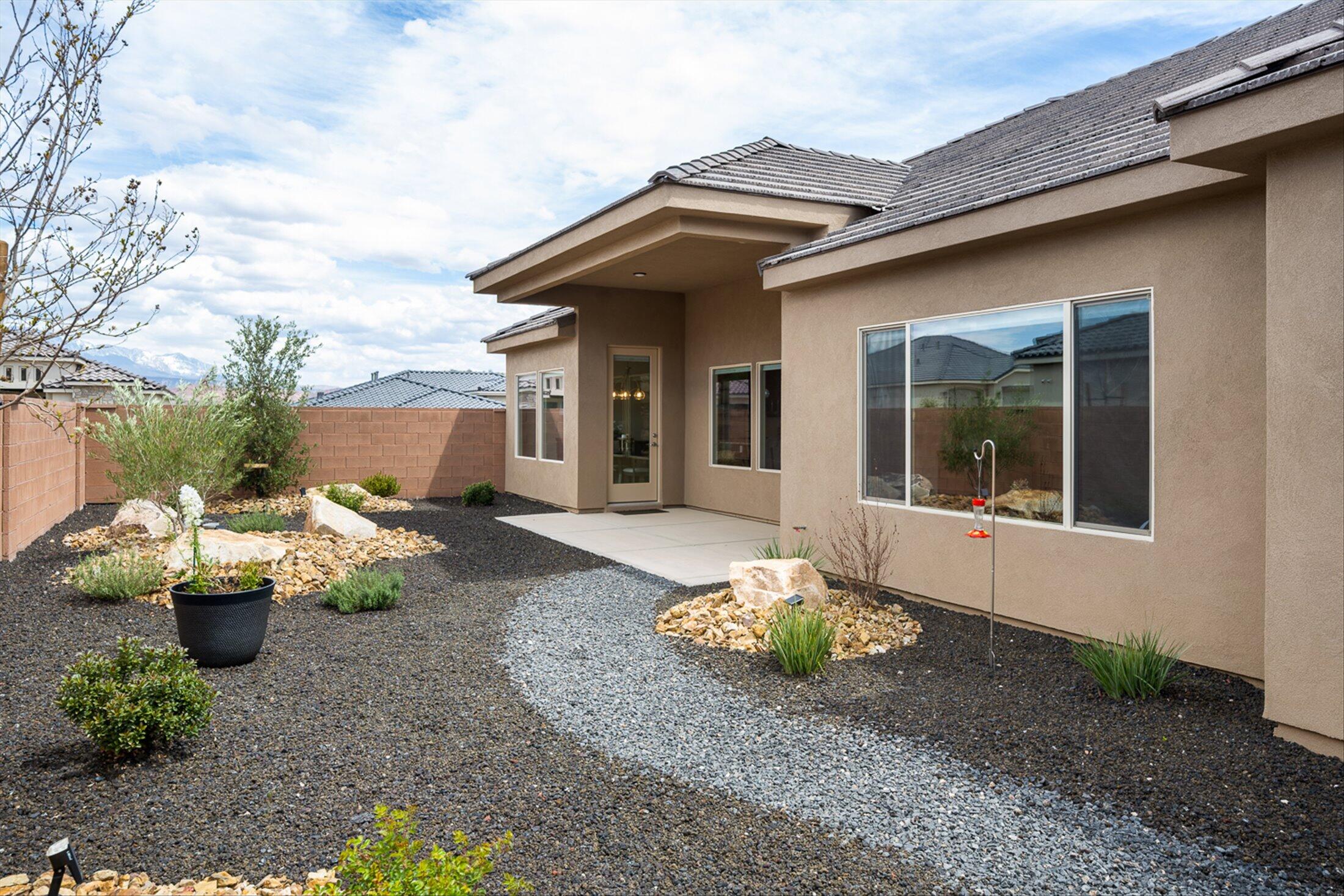 VARANO VISTAS AT DIVARIO - Residential