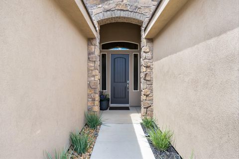 Tiny photo for 490 S BRACCIANO DR, Saint George, UT 84770 (MLS # 26-271388)