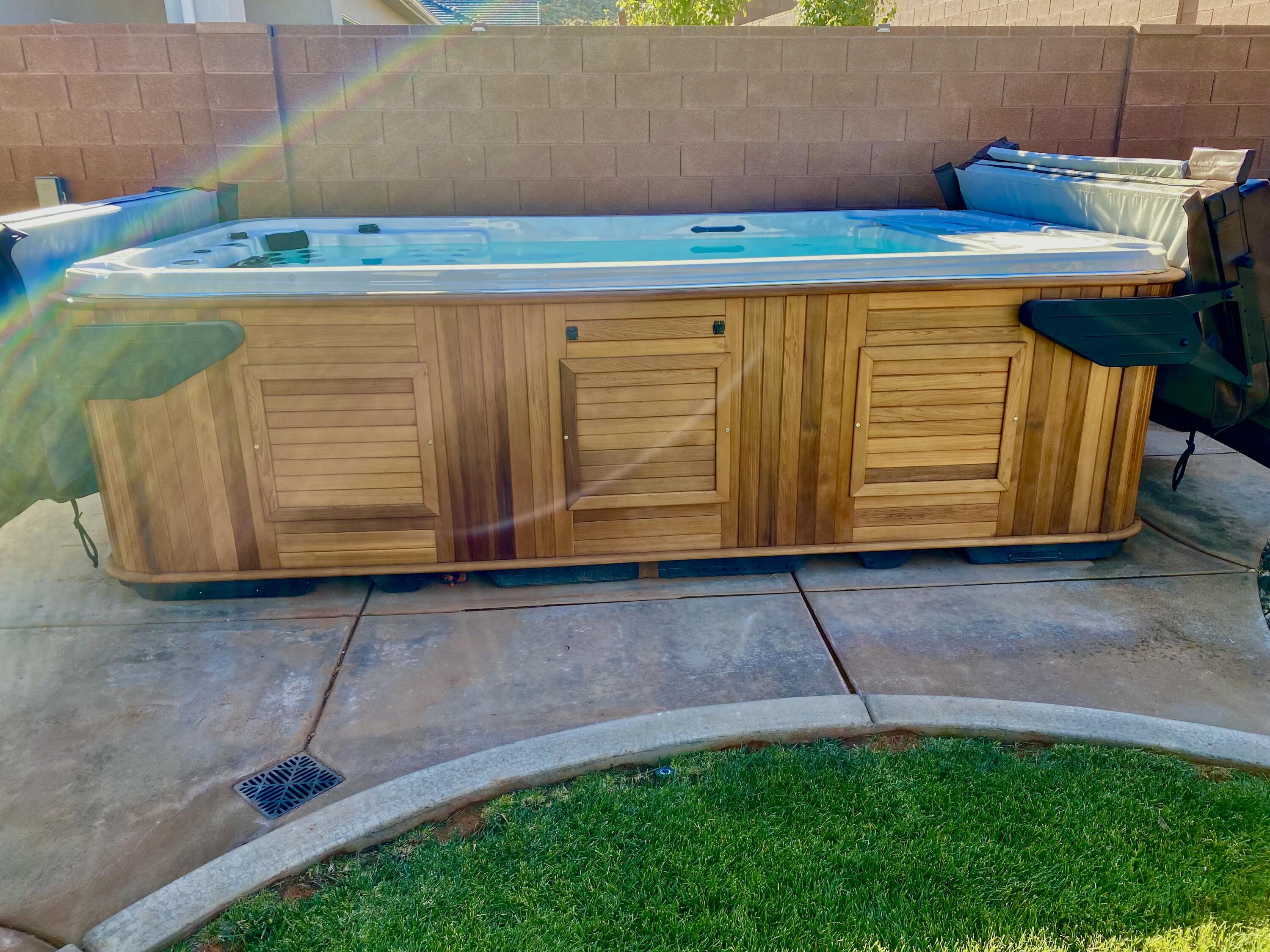 DESERT CLIFFS - Residential