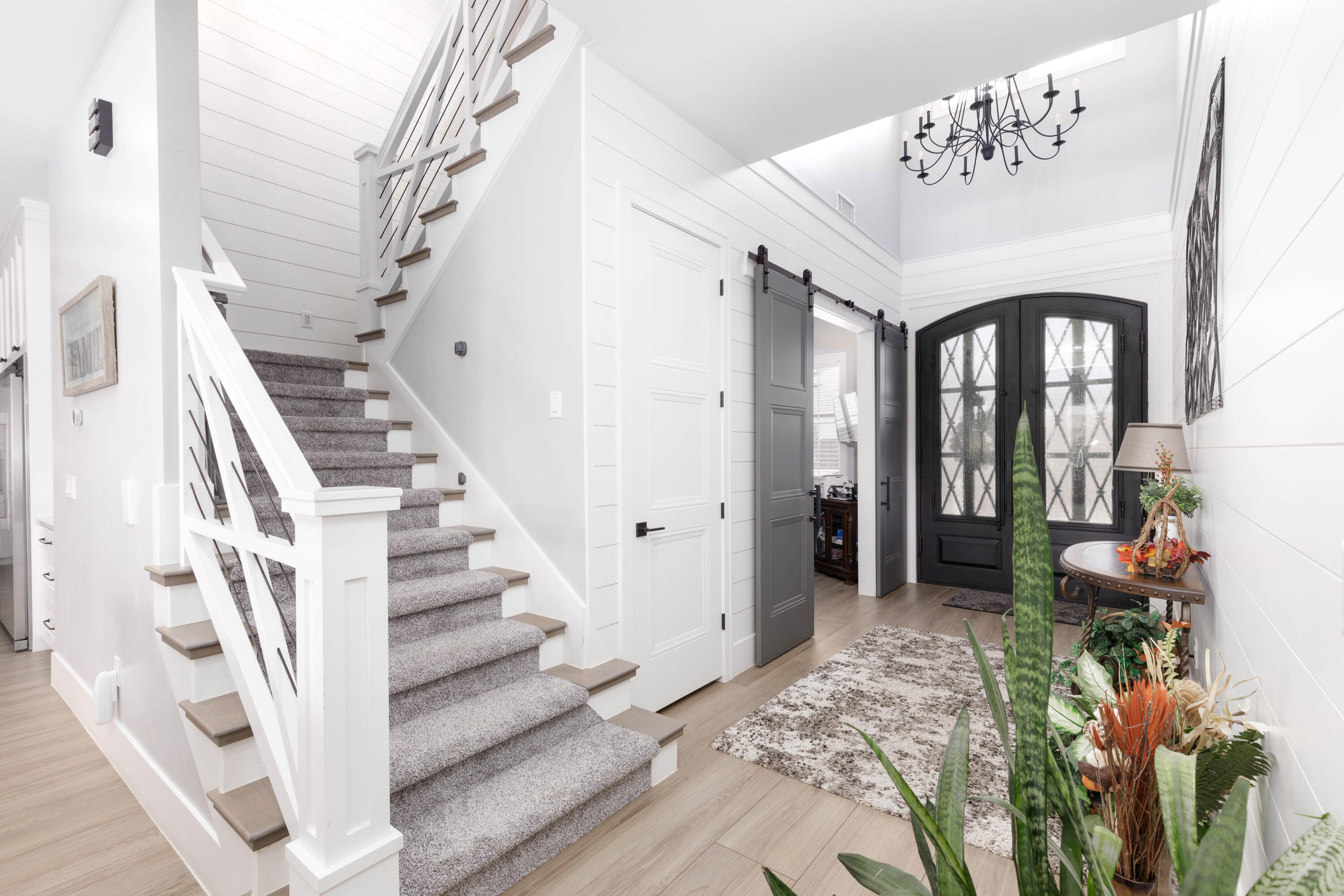 QUEENSRIDGE - Residential