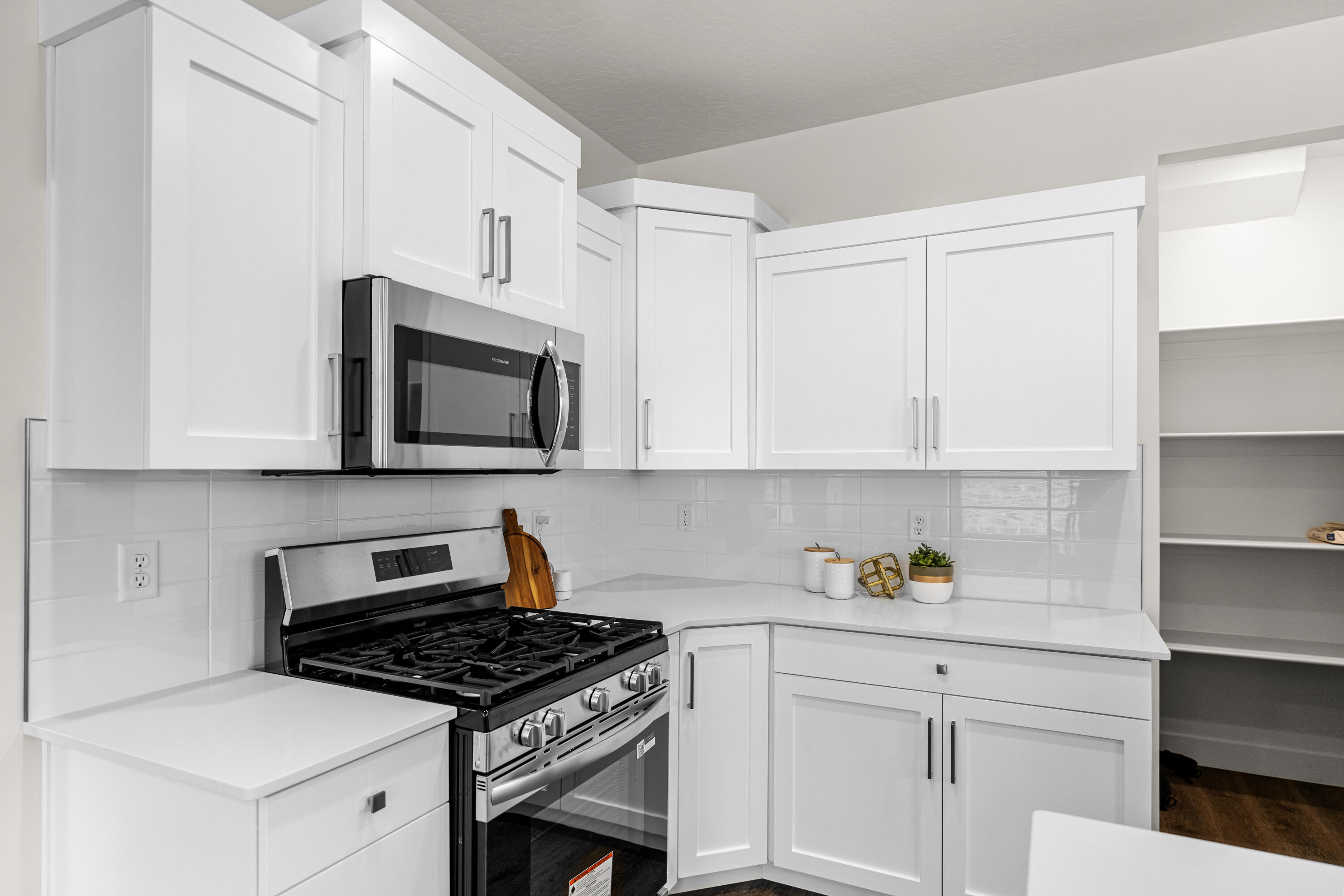 DESERT REFLECTION - Residential