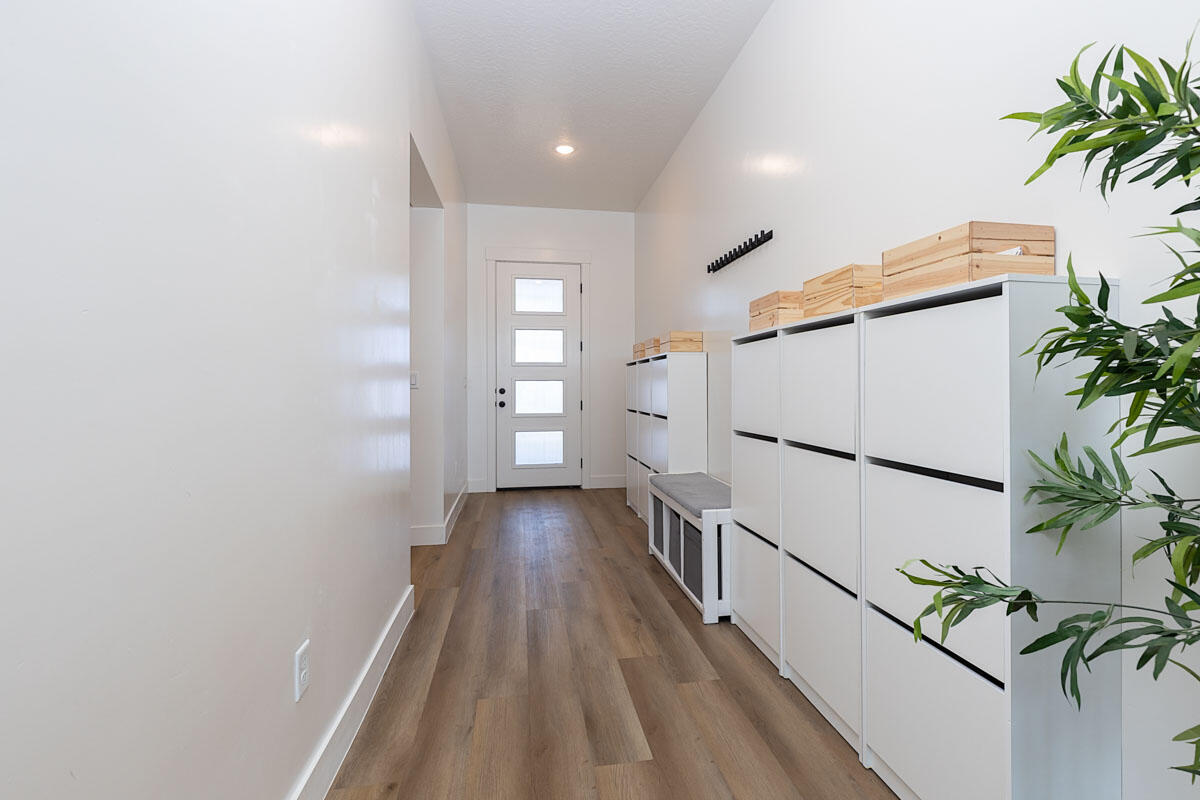 RED PINE - Residential