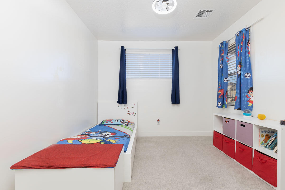 RED PINE - Residential