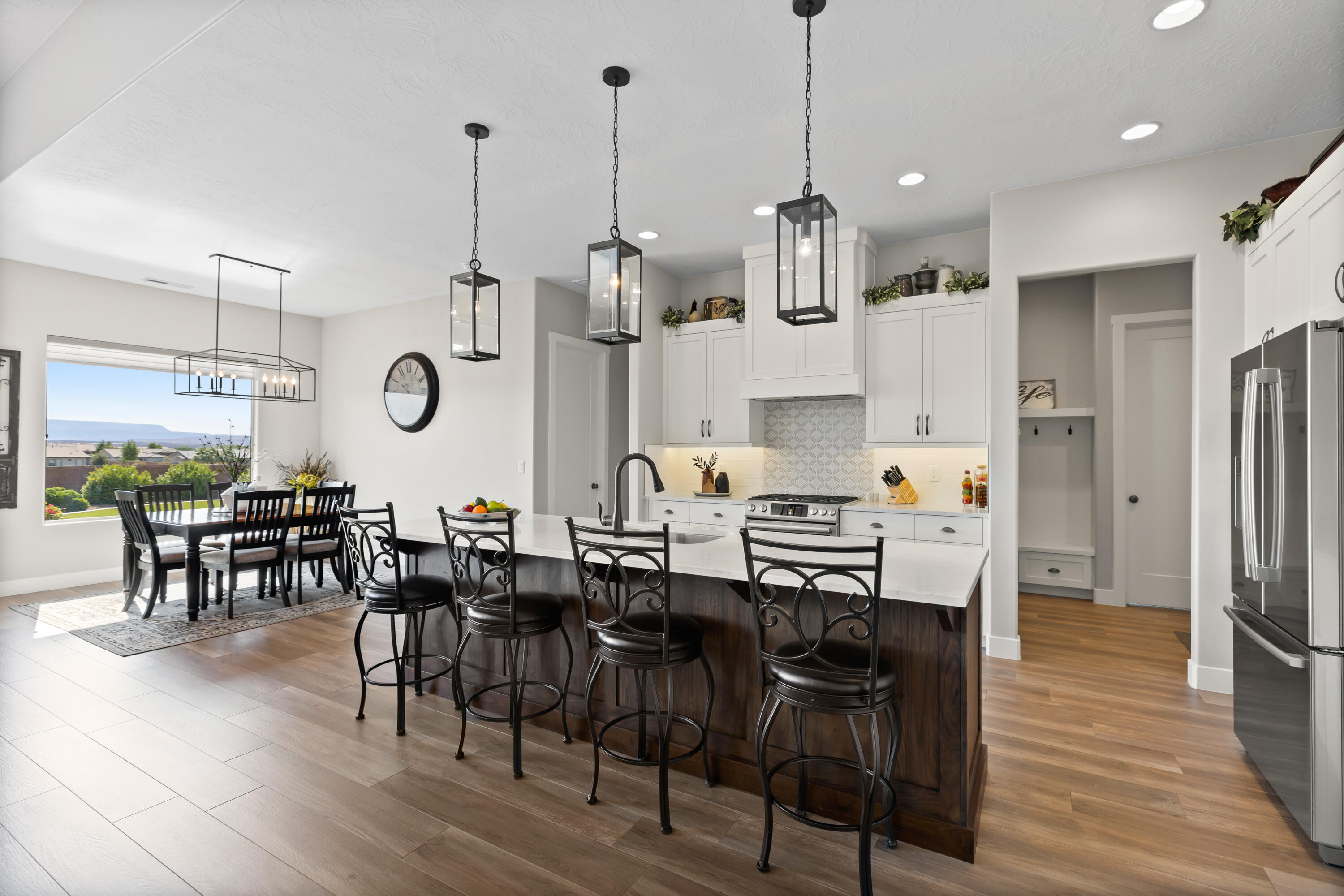 LAST SUN AT GREEN SPRINGS - Residential