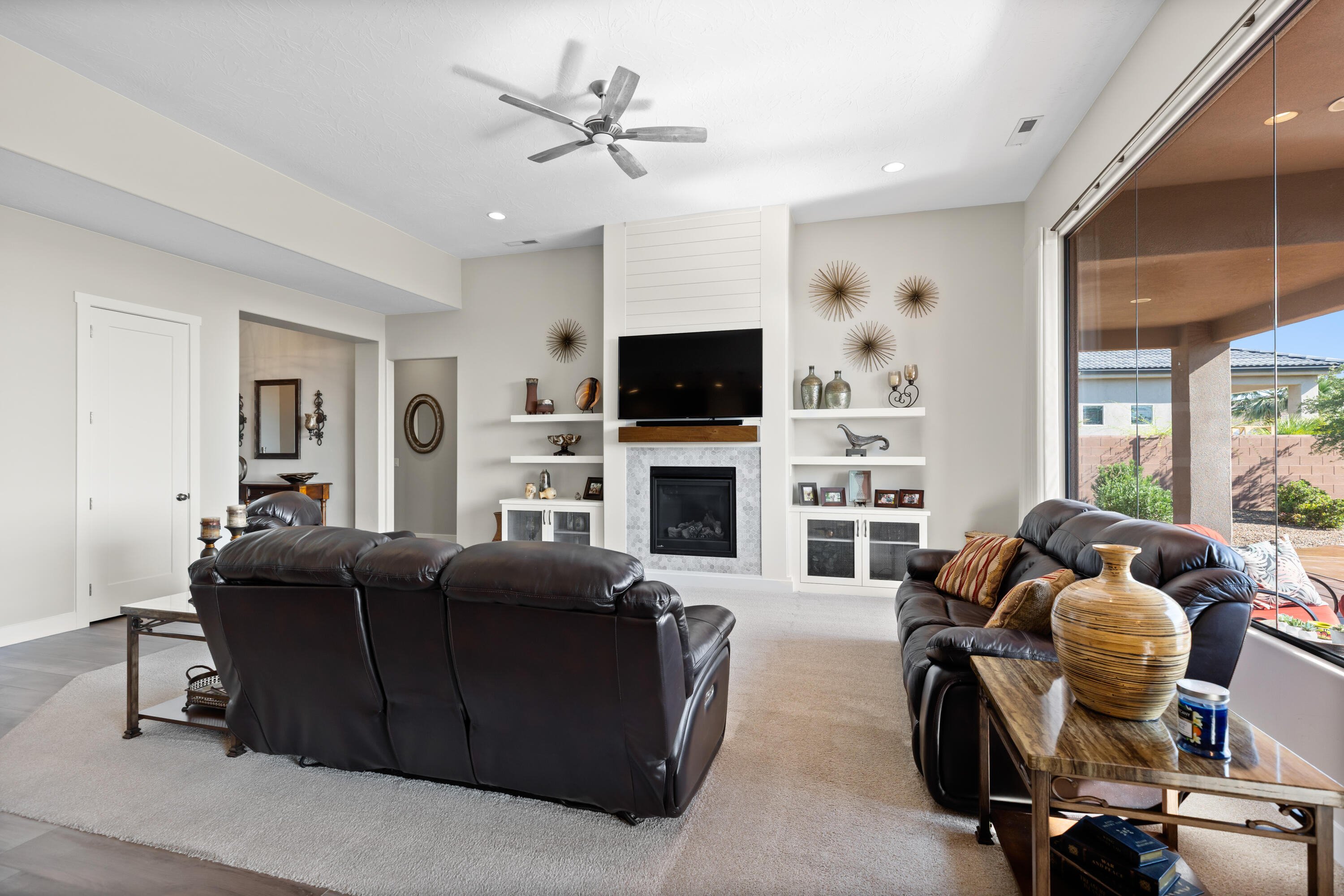 LAST SUN AT GREEN SPRINGS - Residential