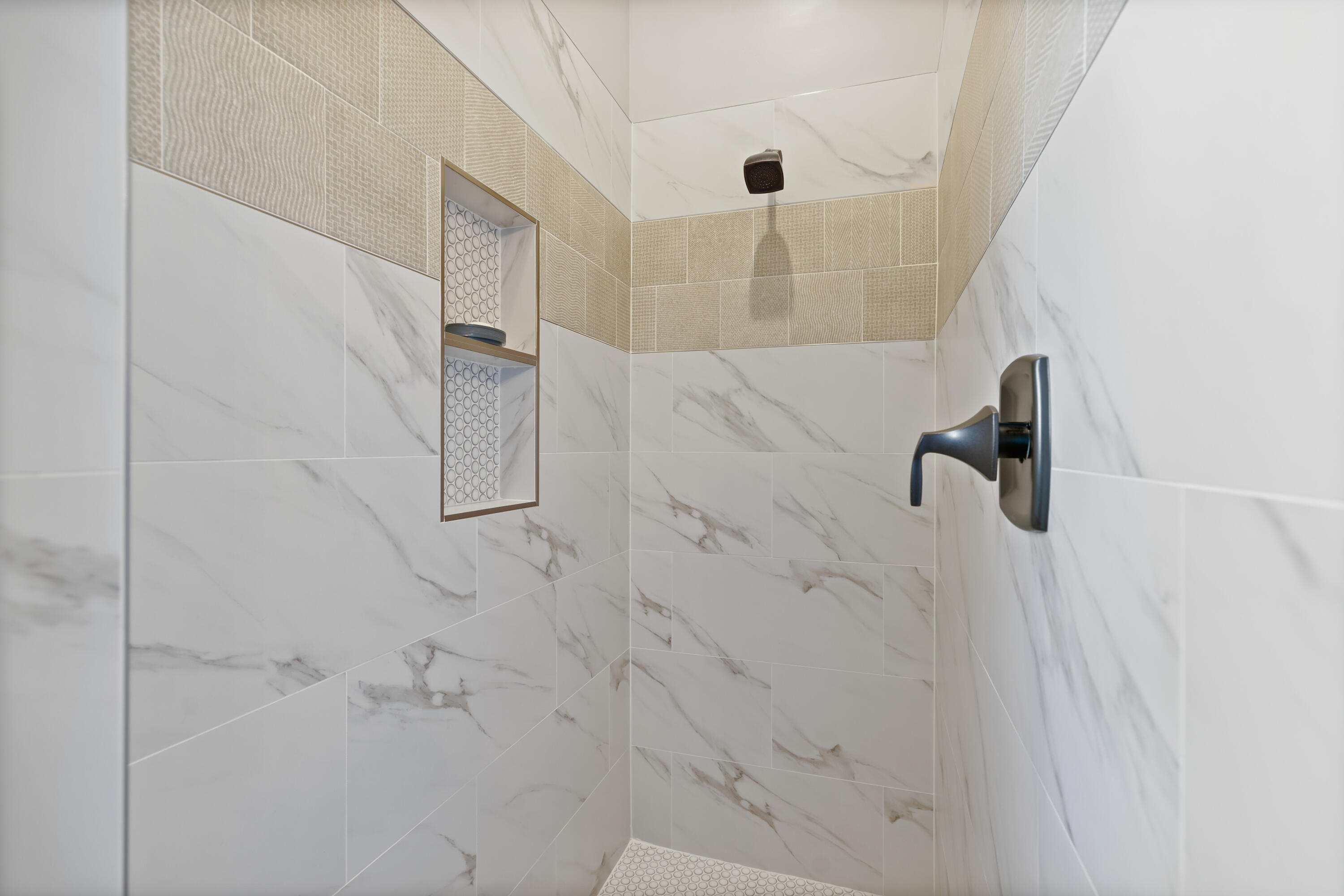 LAST SUN AT GREEN SPRINGS - Residential