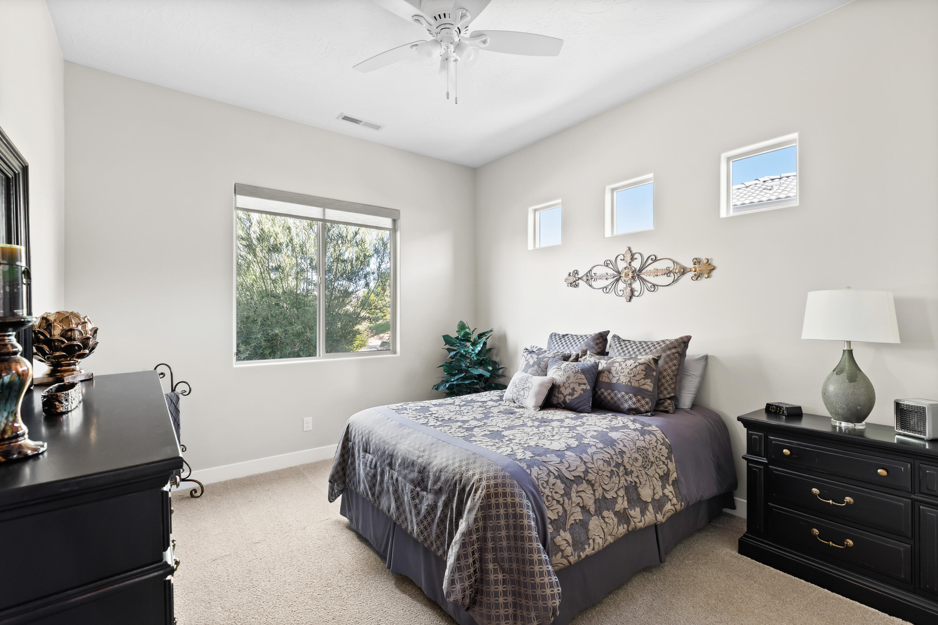 LAST SUN AT GREEN SPRINGS - Residential