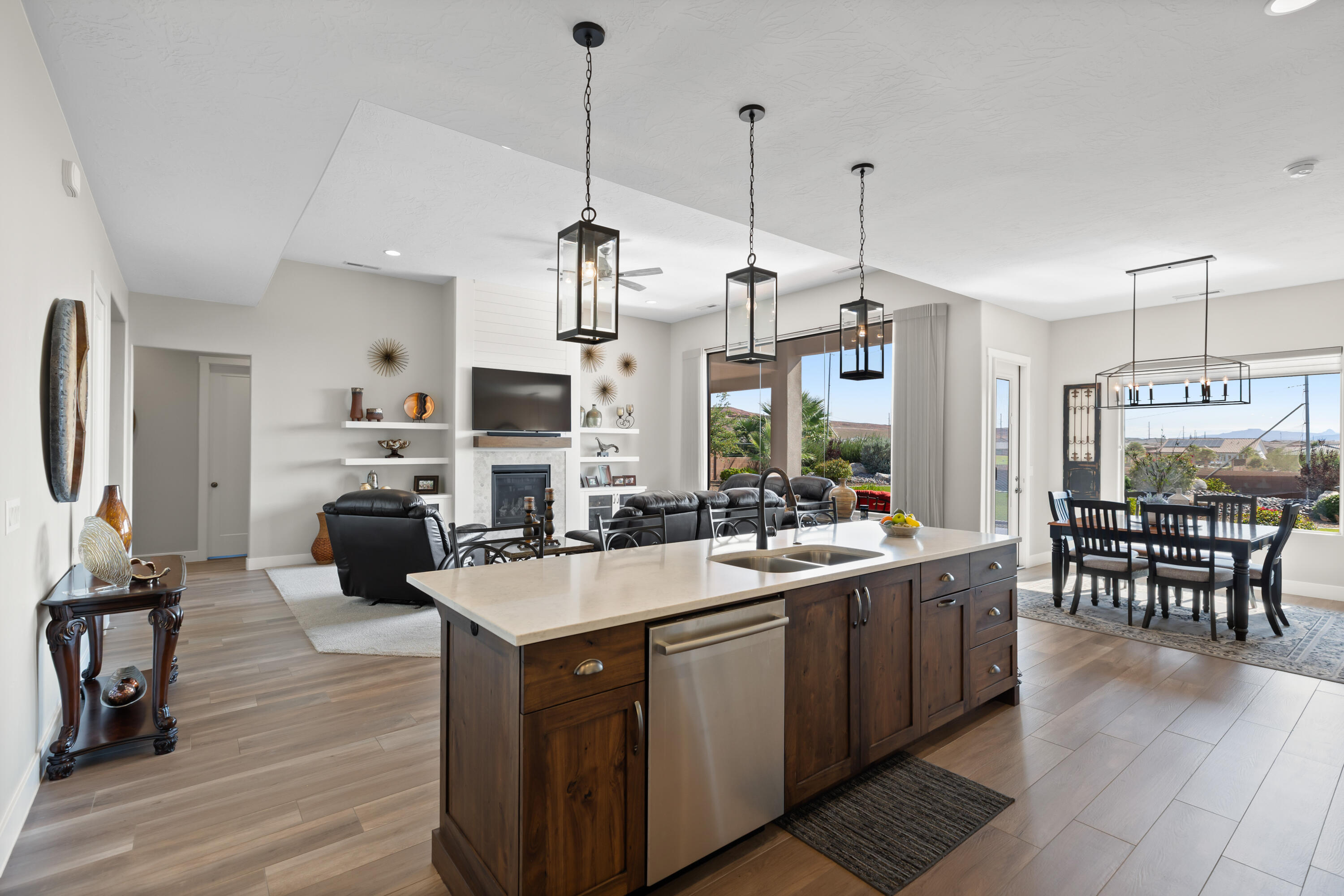 LAST SUN AT GREEN SPRINGS - Residential