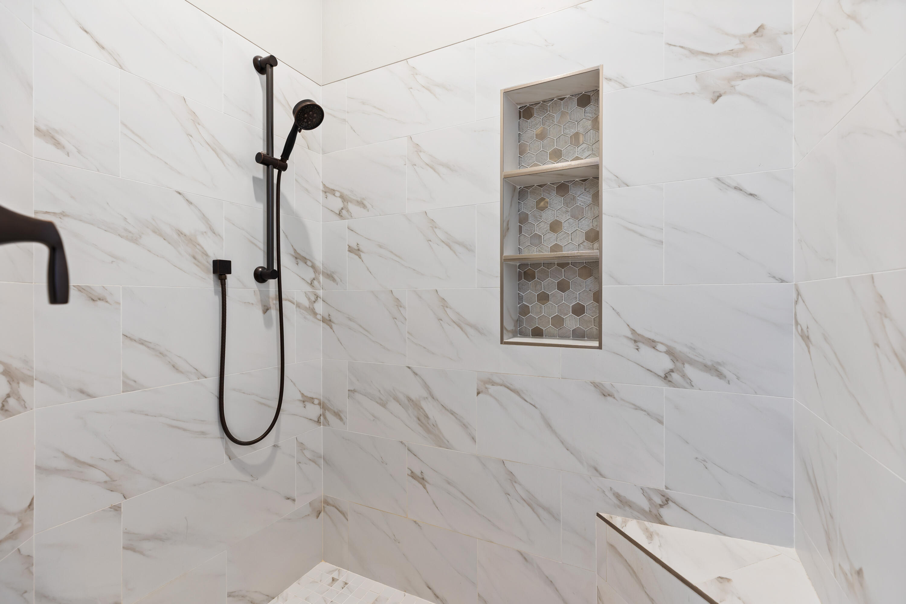 LAST SUN AT GREEN SPRINGS - Residential