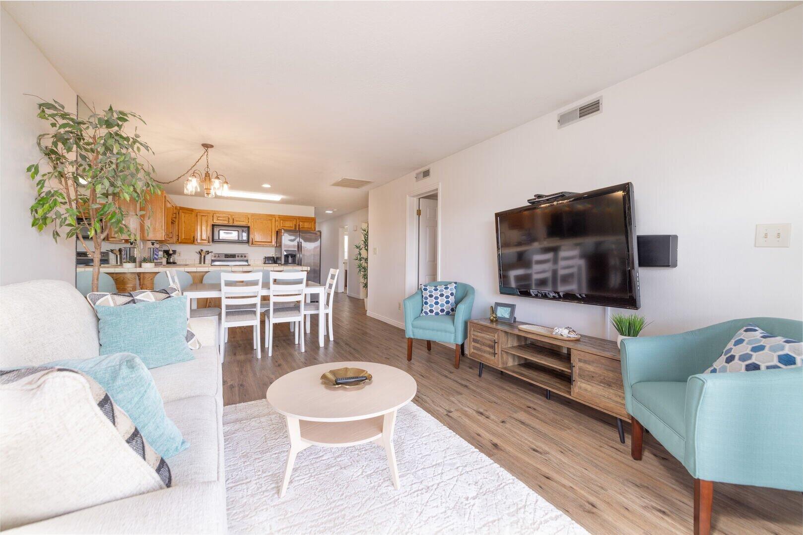 LAS PALMAS RESORT CONDOS - Residential