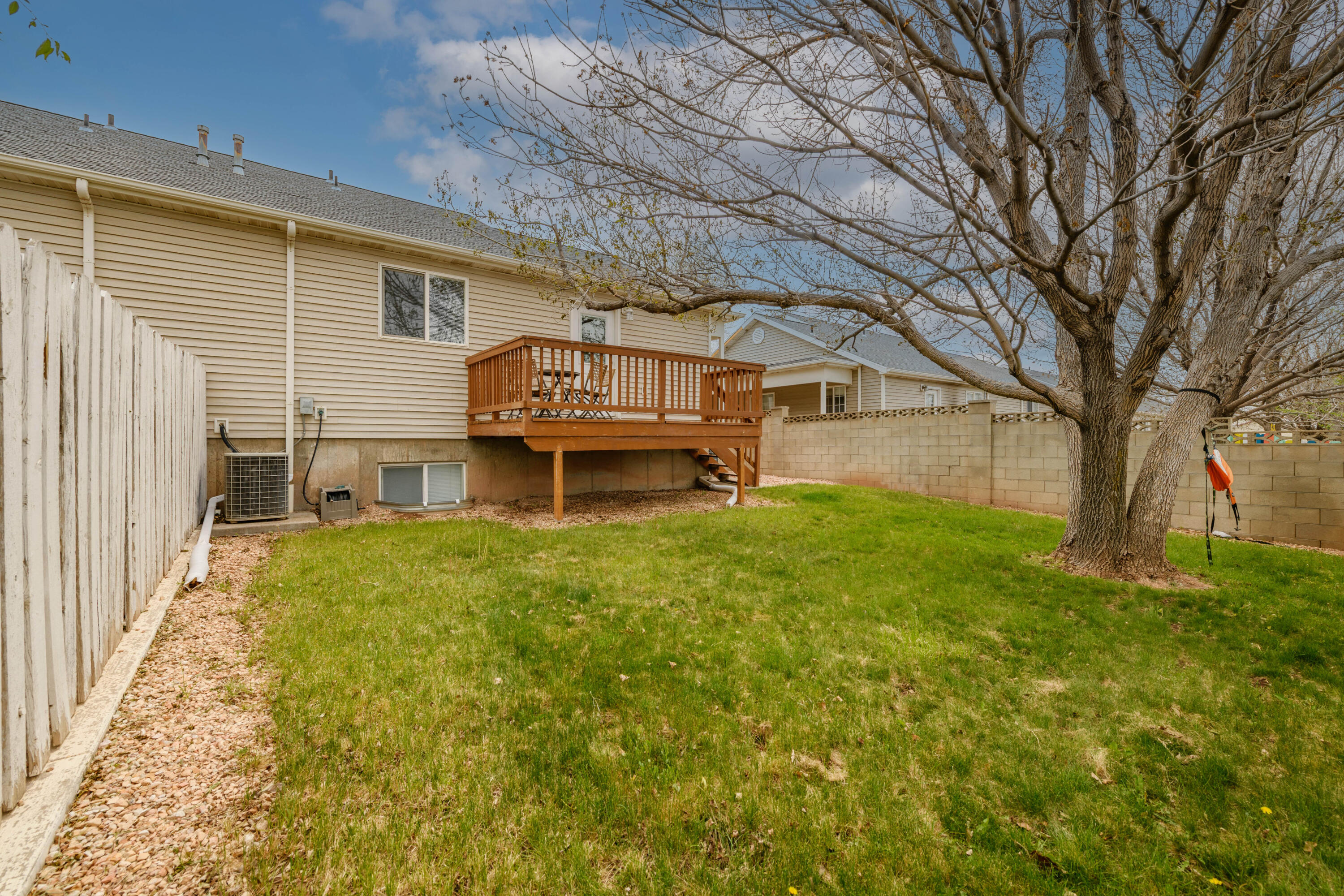 EAST RIDGE - Residential