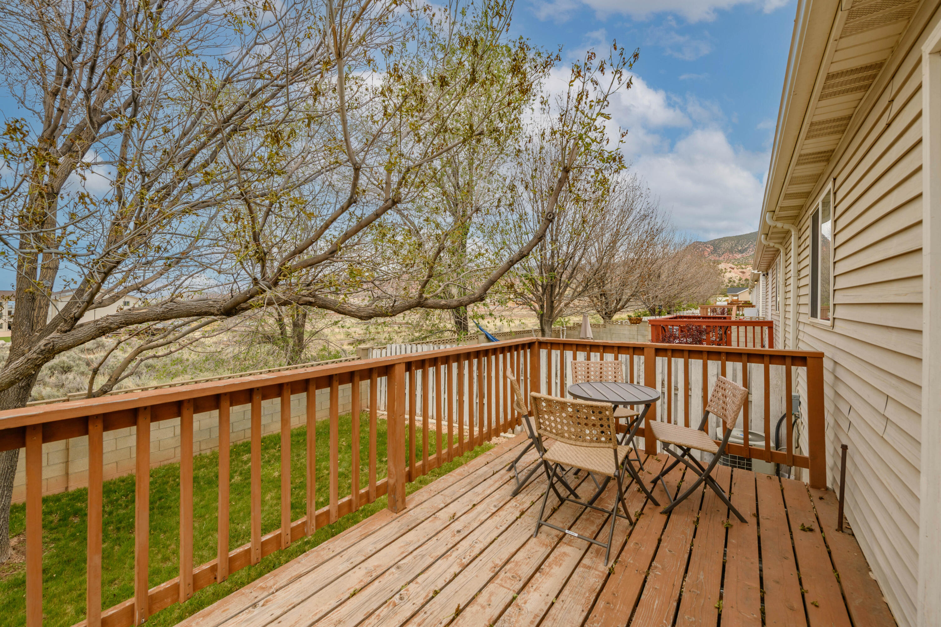EAST RIDGE - Residential