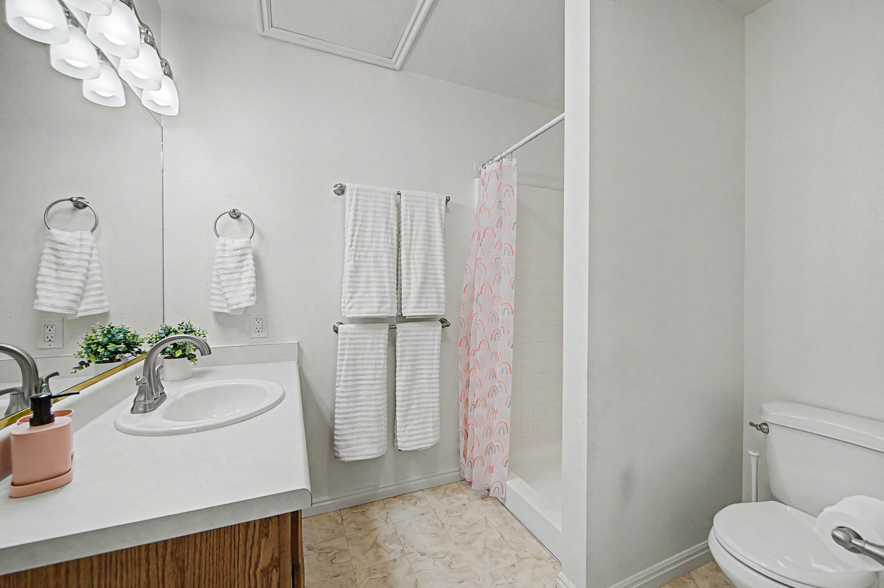 EAST RIDGE - Residential