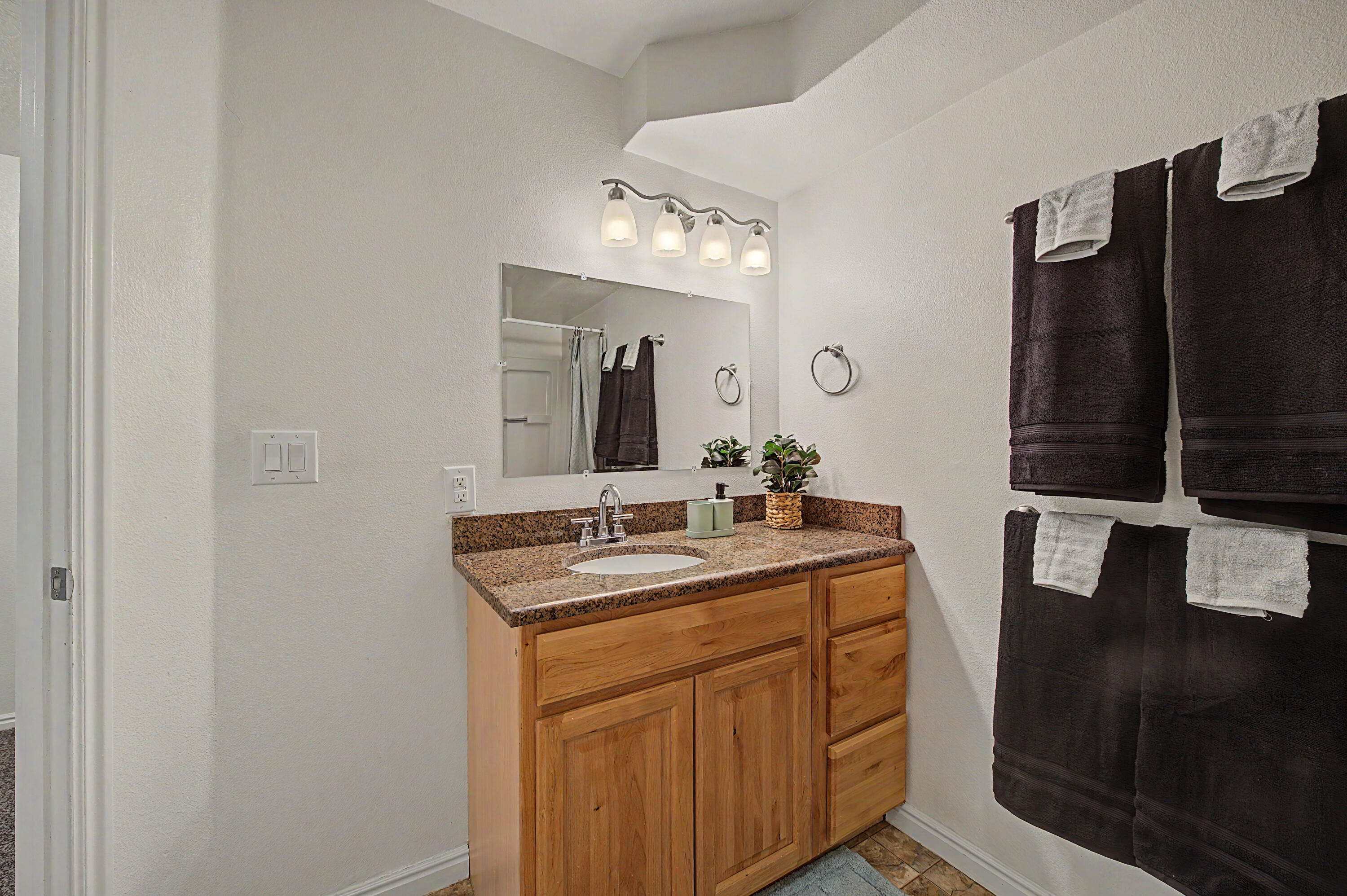 EAST RIDGE - Residential