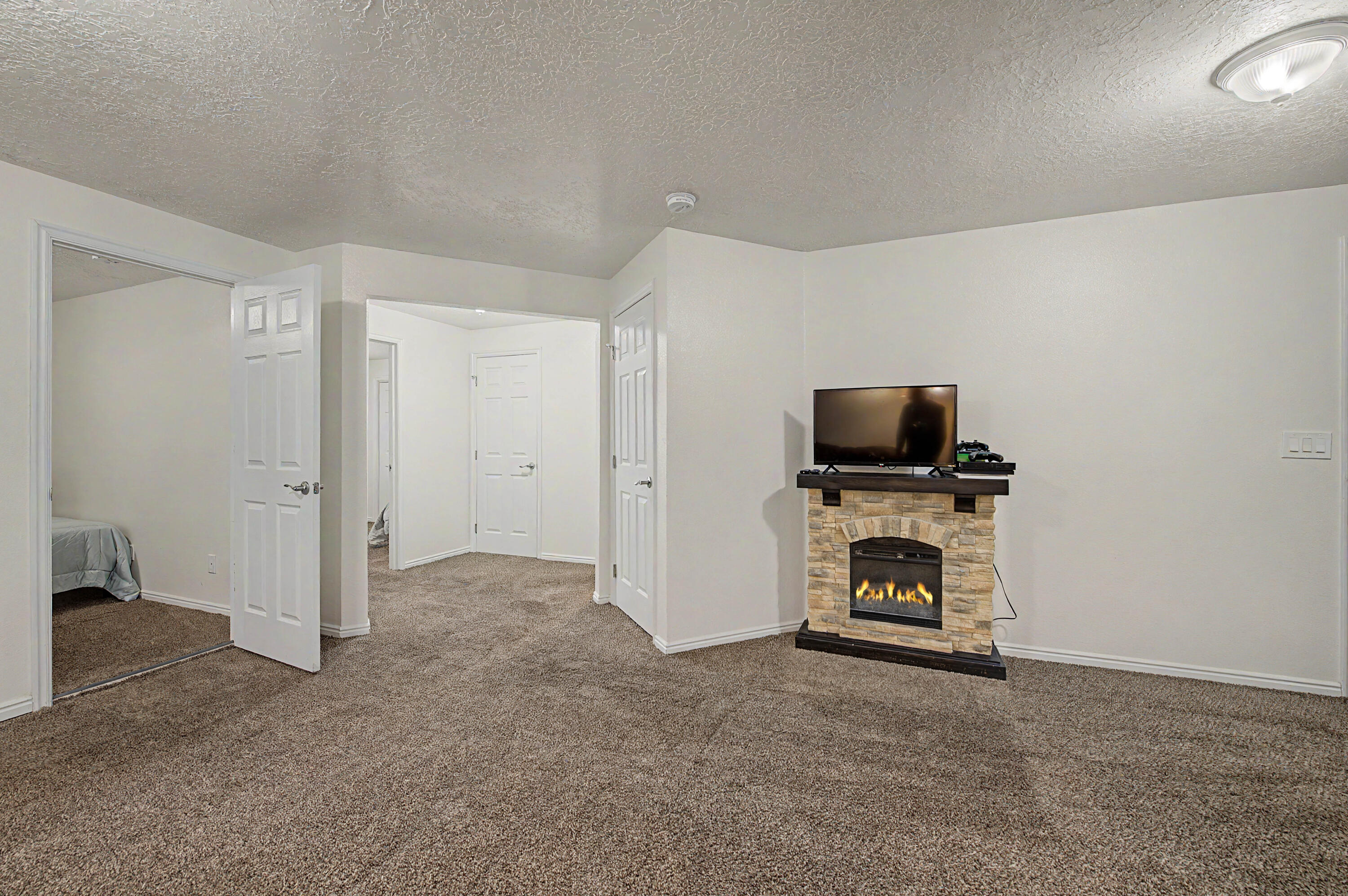 EAST RIDGE - Residential