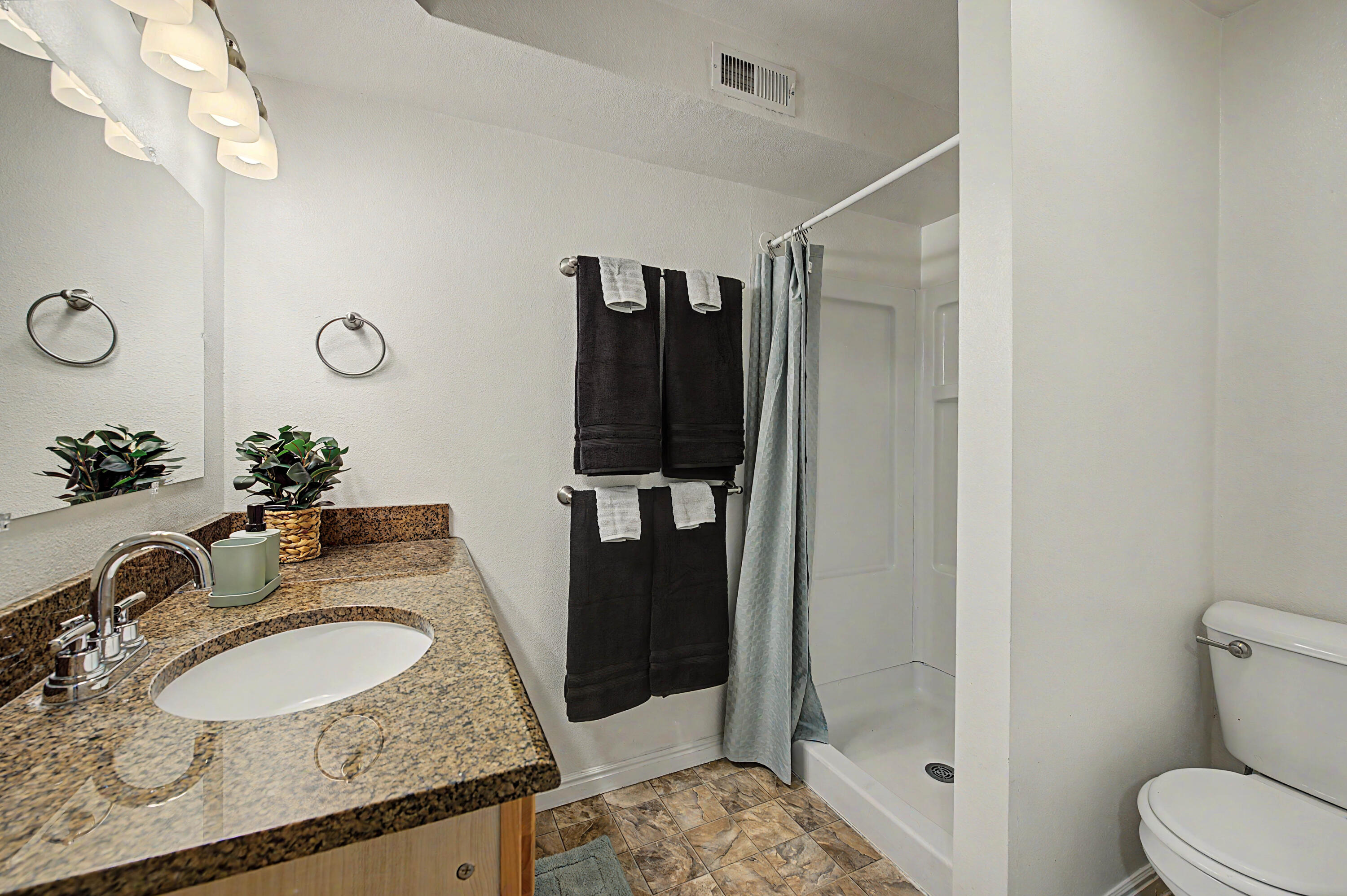 EAST RIDGE - Residential
