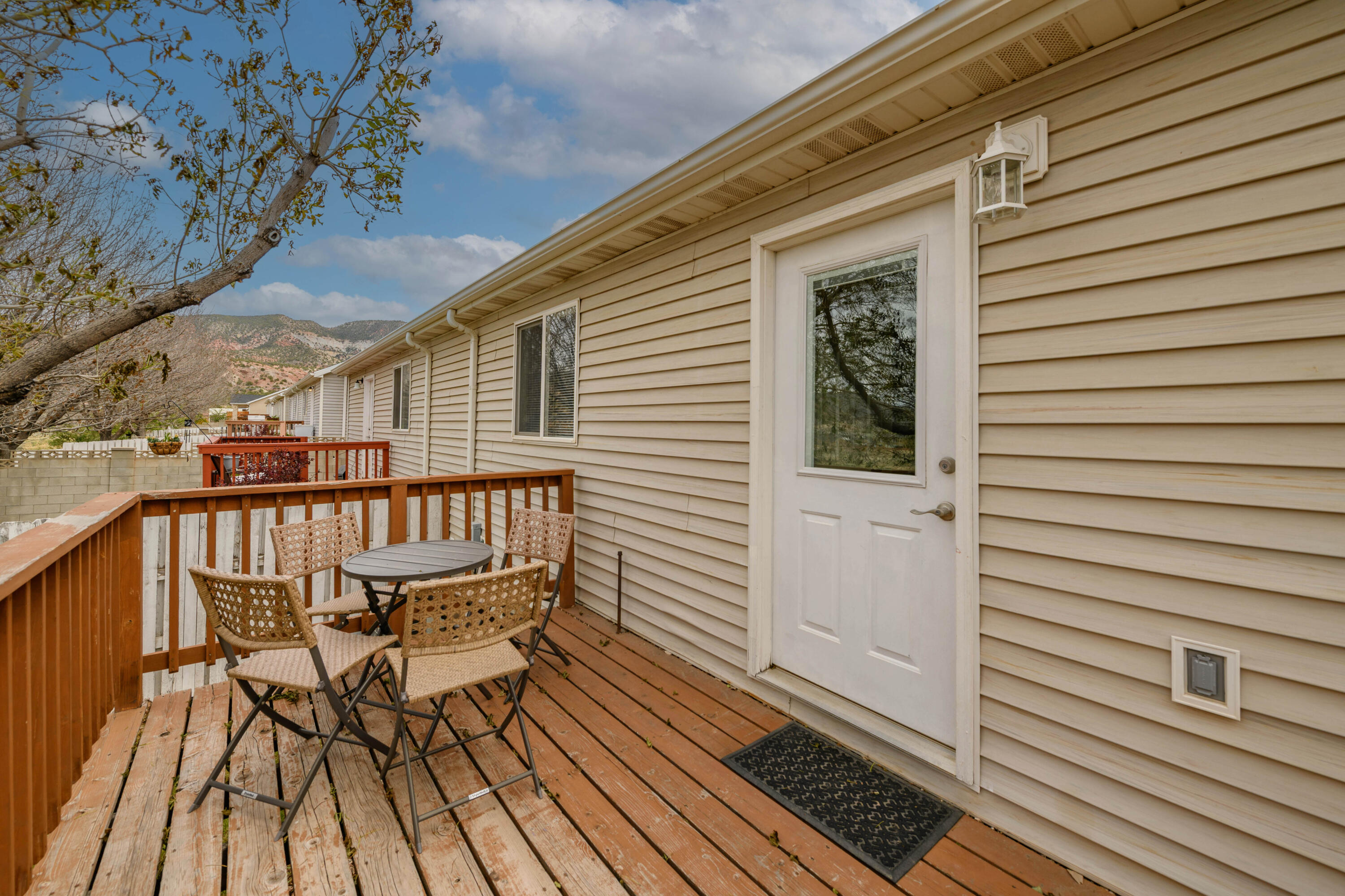 EAST RIDGE - Residential