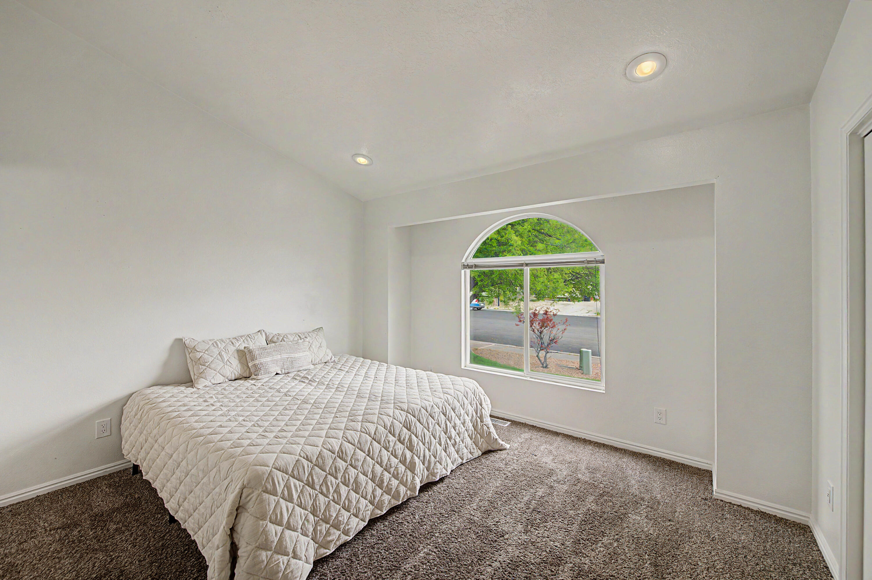 EAST RIDGE - Residential