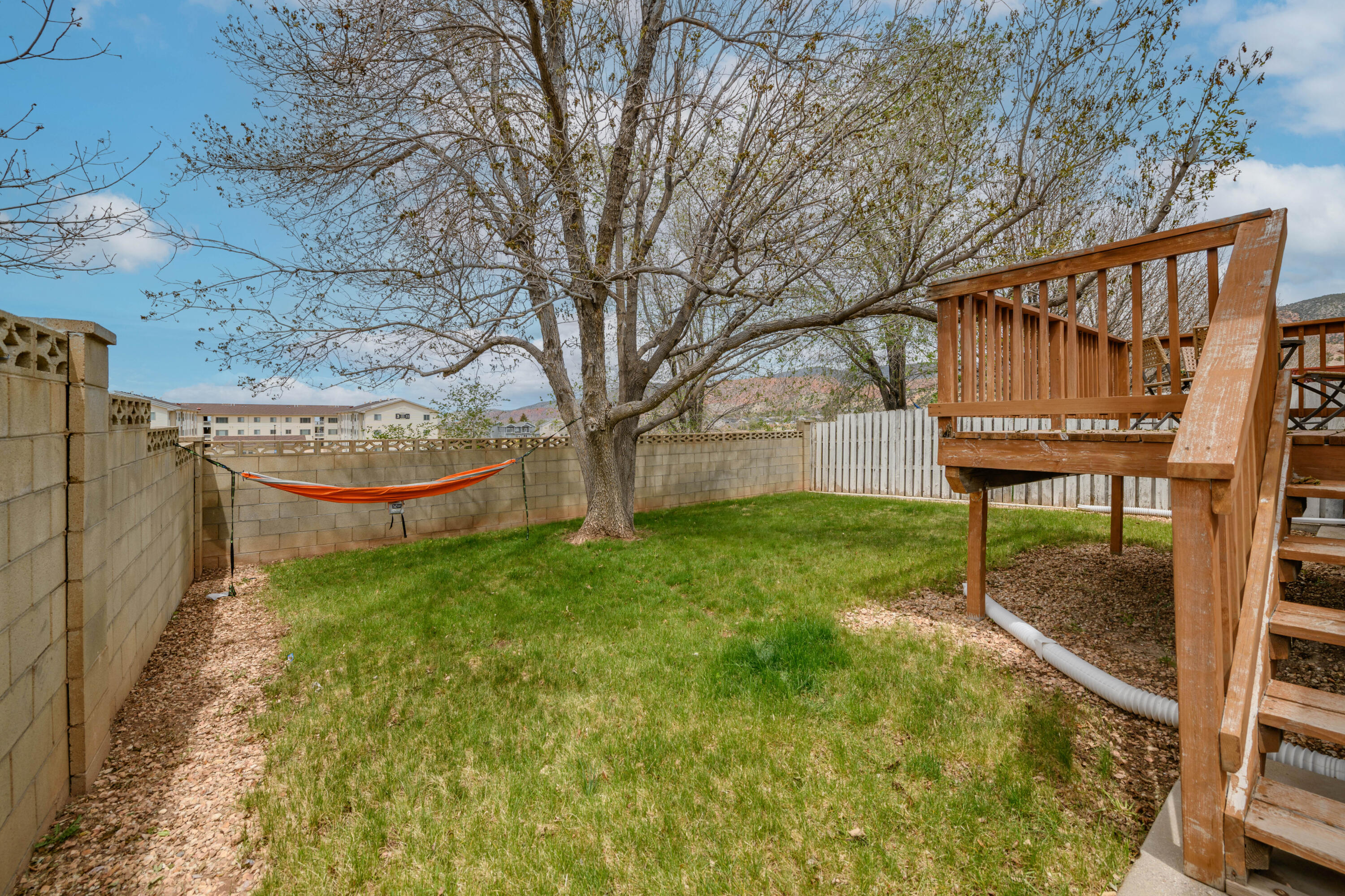 EAST RIDGE - Residential