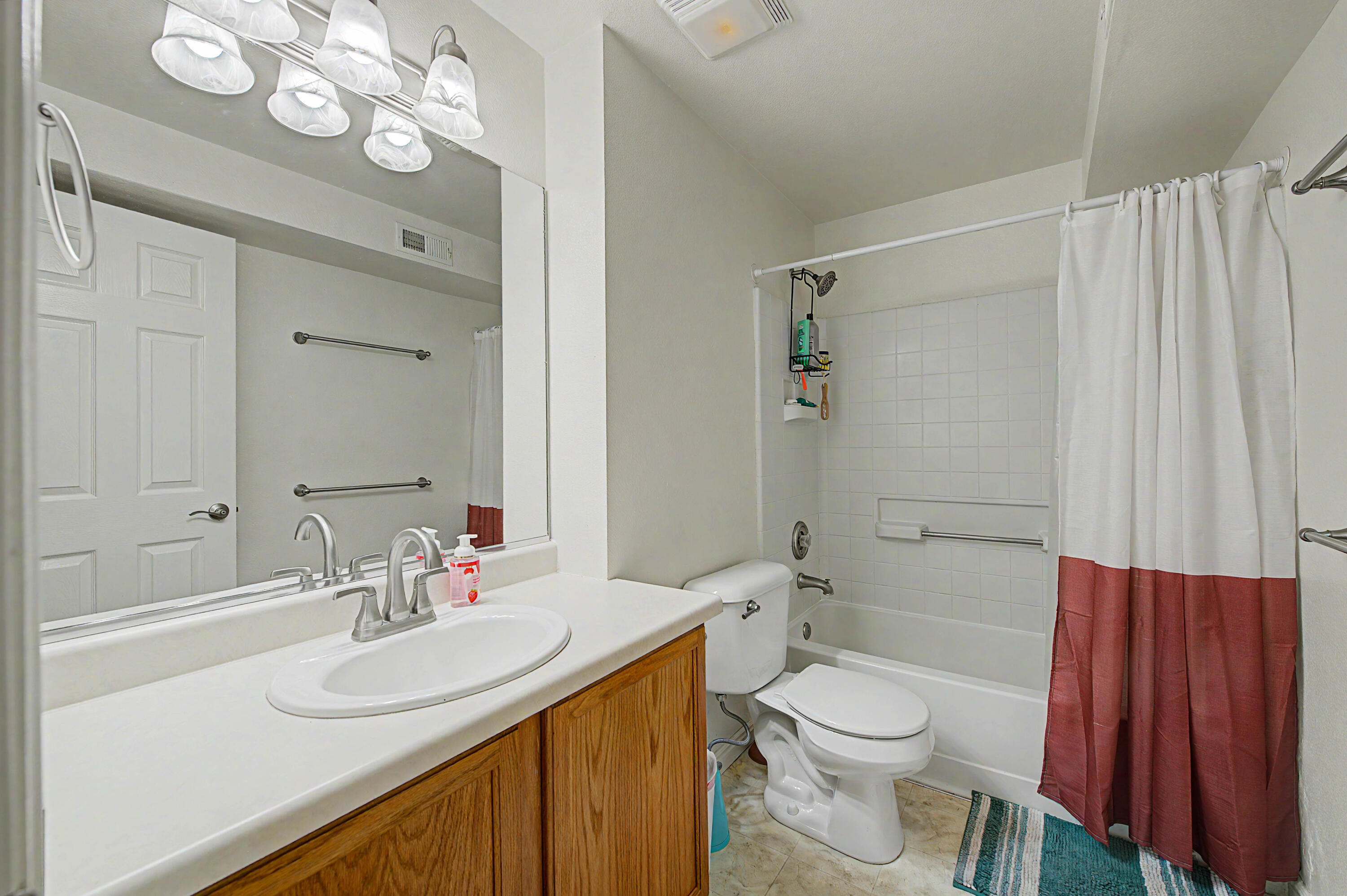 EAST RIDGE - Residential