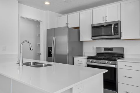Tiny photo for 2168 S Wolverine Way 2539 #2539, Washington, UT 84780 (MLS # 26-268513)