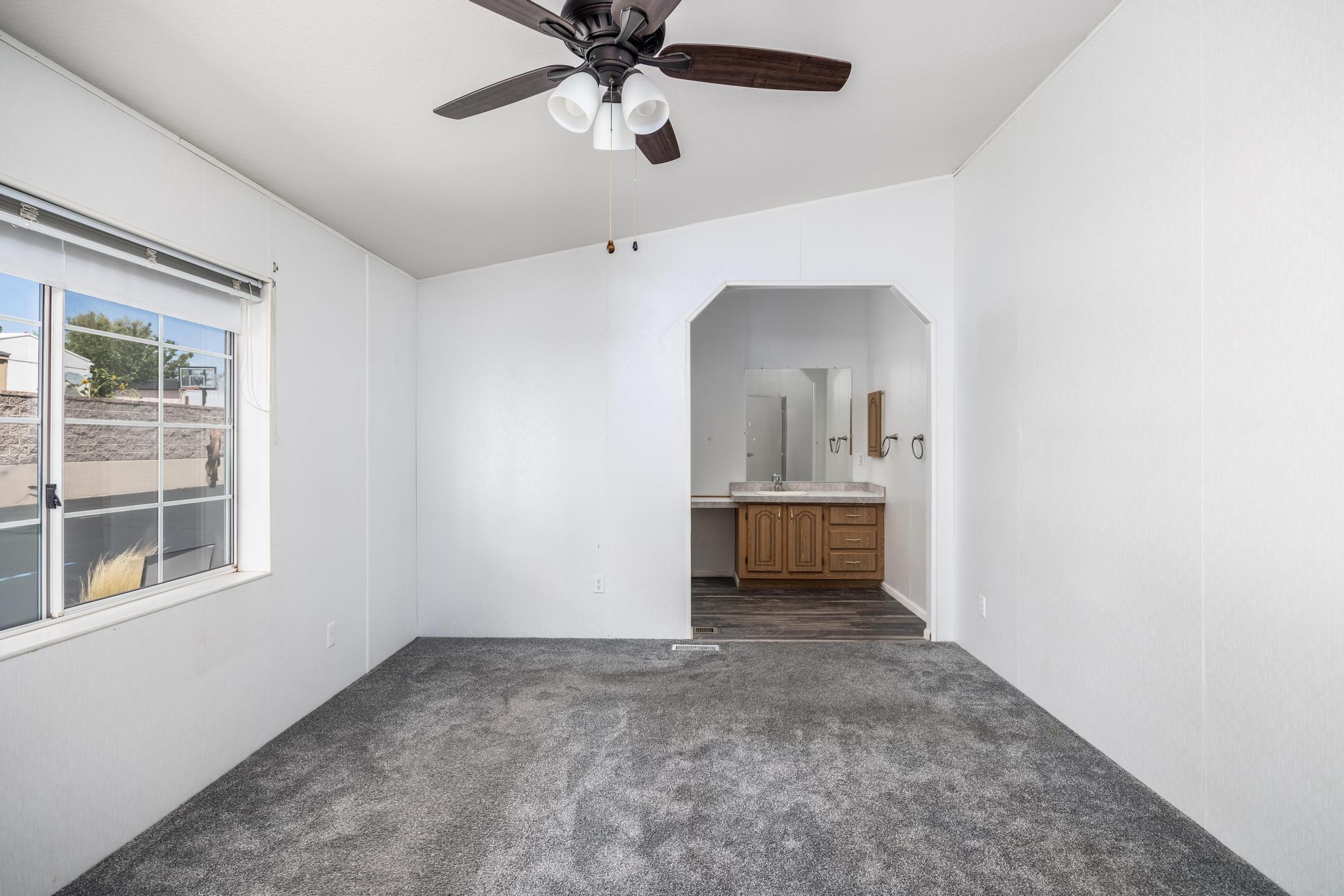 ST GEORGE TOWNSITE - Residential