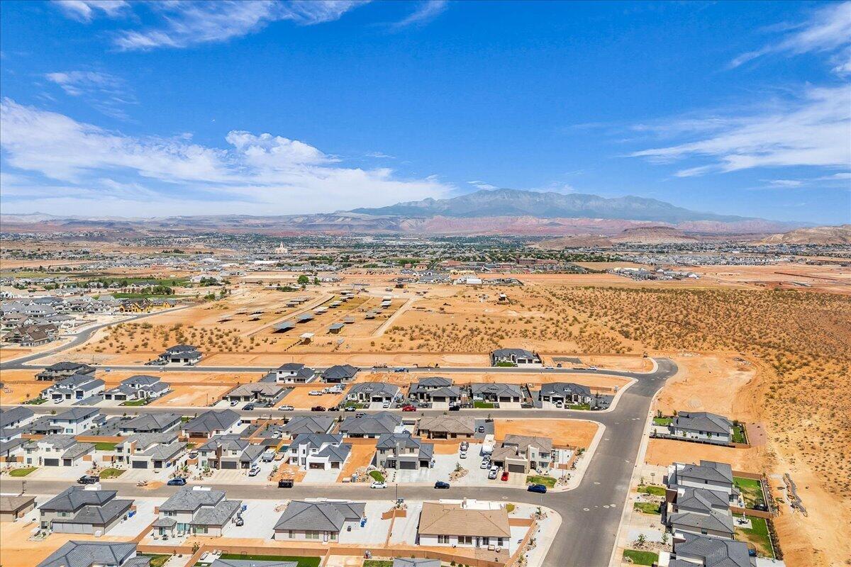 RED PINE - Residential