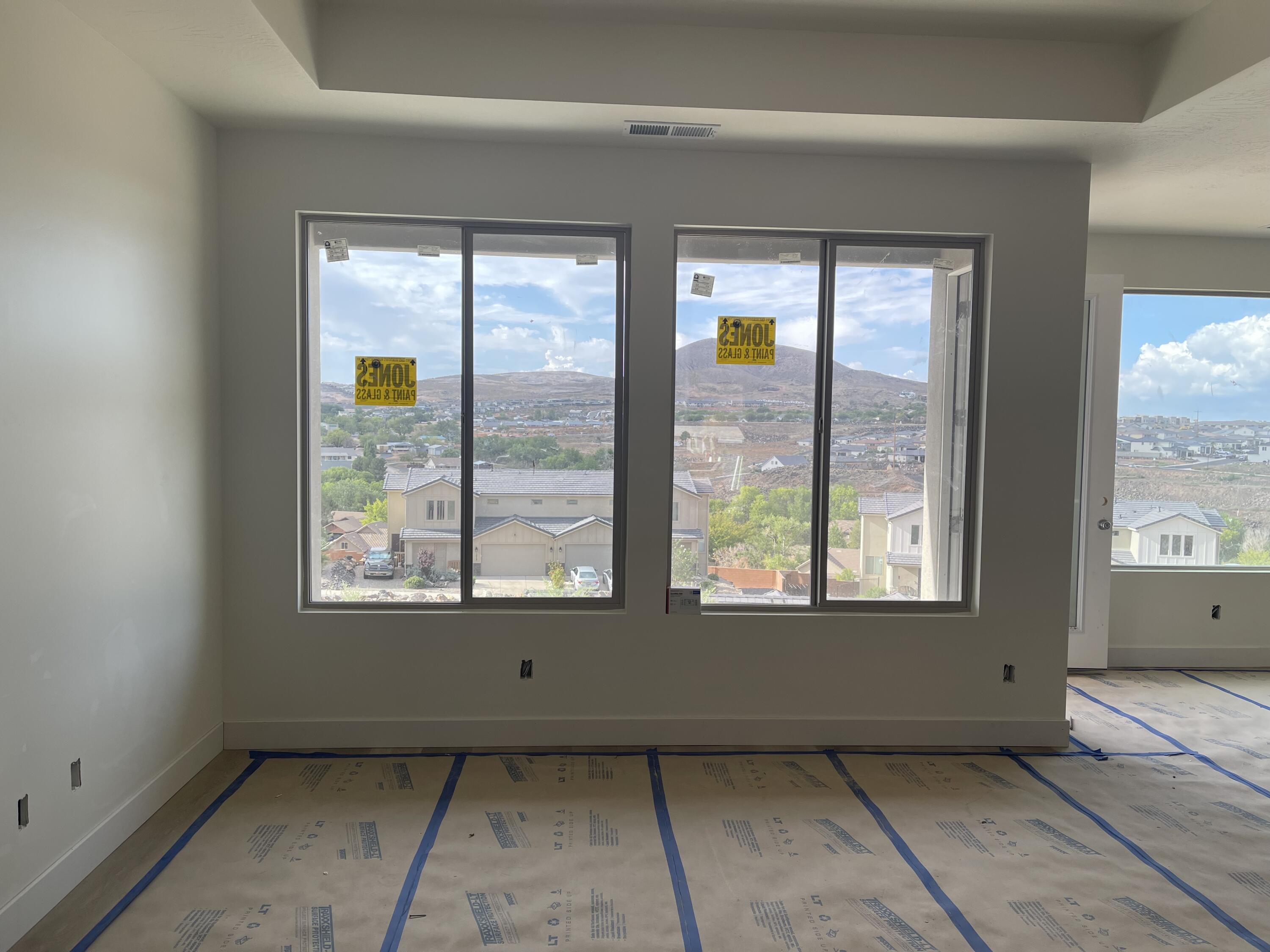 PAINTED SANDS - Residential