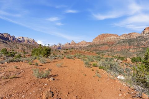 Tiny photo for Parunuweap CIR, Springdale, UT 84767 (MLS # 24-257113)