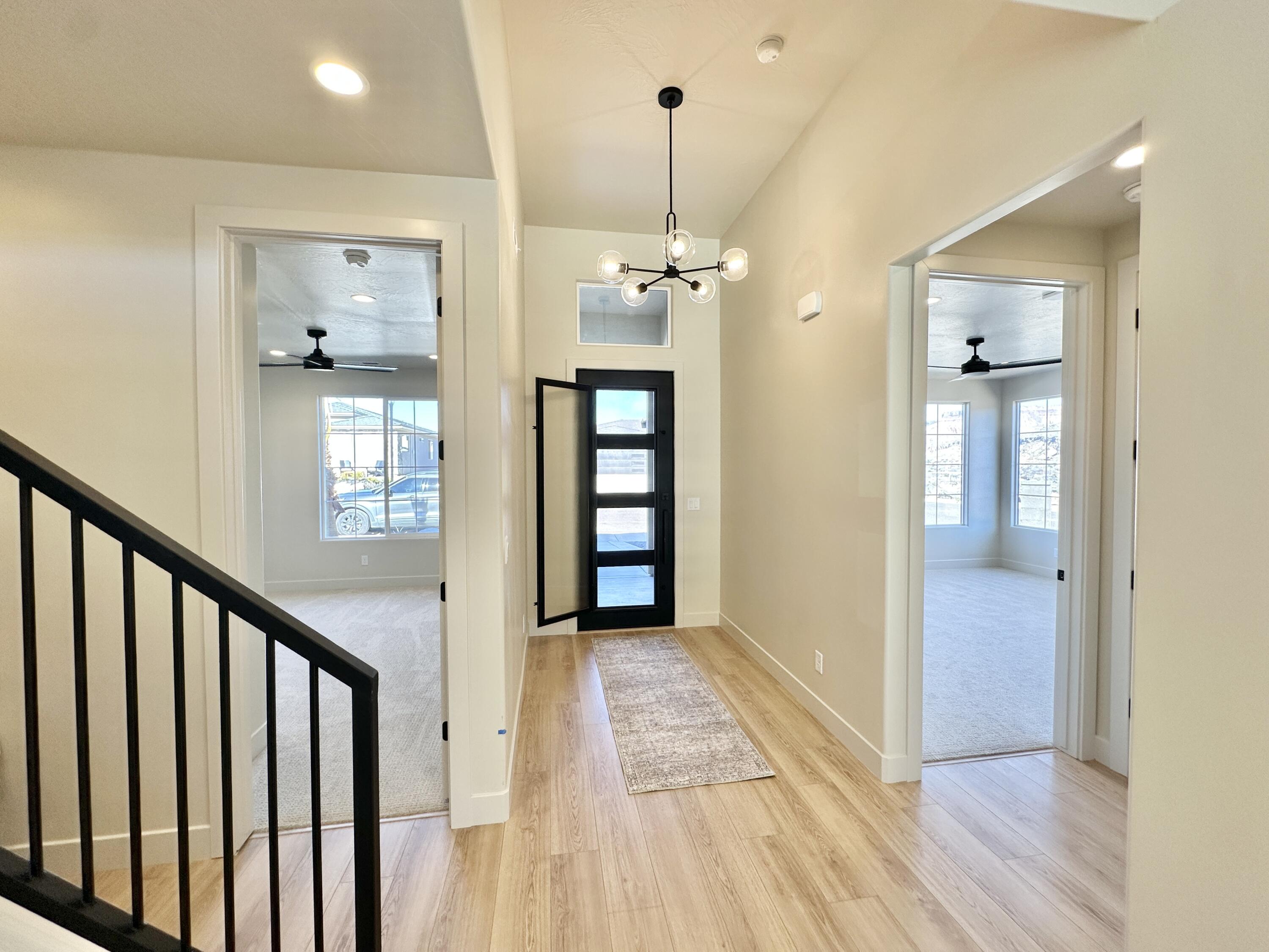 FALCON RIDGE - Residential