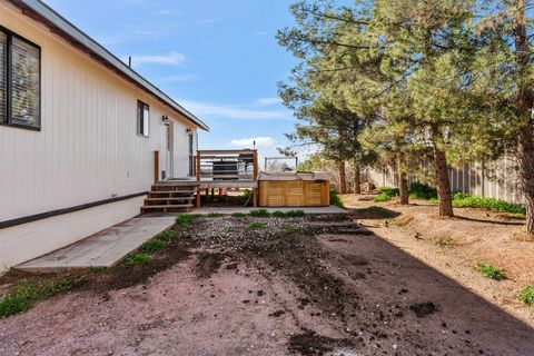 Tiny photo for 258 E 500 N, Washington, UT 84780 (MLS # 26-268615)