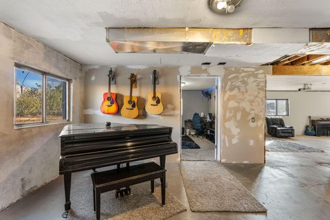 Tiny photo for 258 E 500 N, Washington, UT 84780 (MLS # 26-268615)