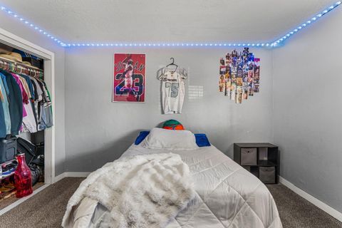 Tiny photo for 258 E 500 N, Washington, UT 84780 (MLS # 26-268615)