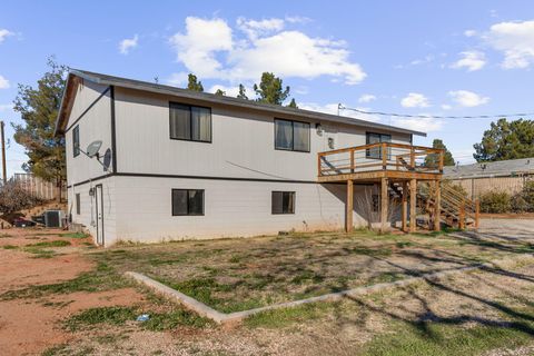 Tiny photo for 258 E 500 N, Washington, UT 84780 (MLS # 26-268615)