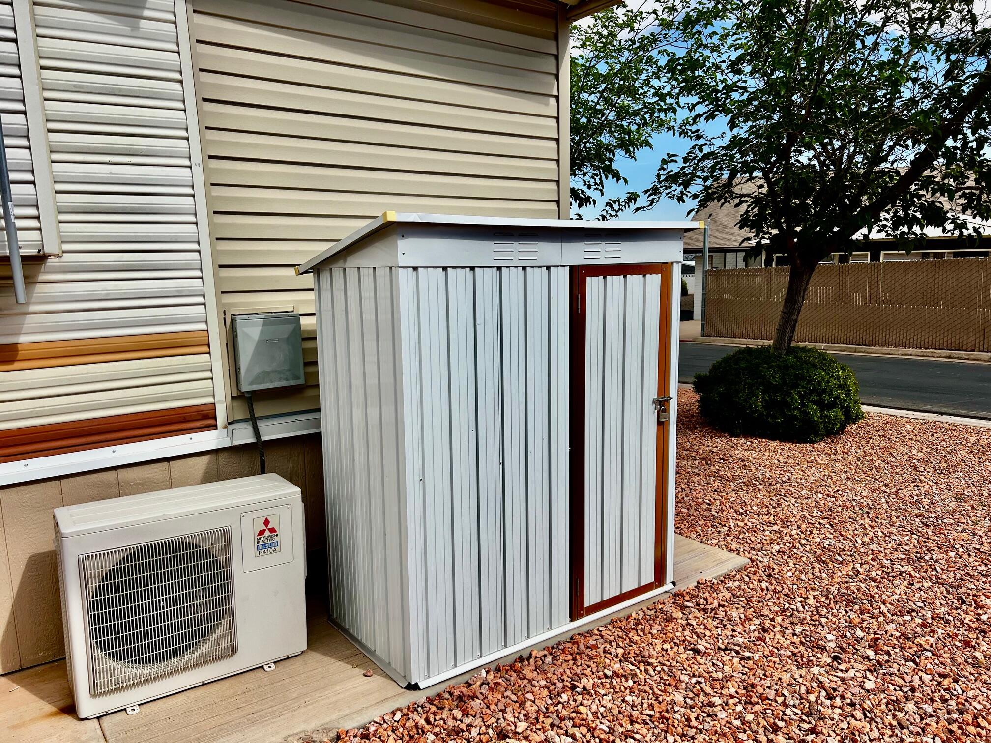 CANYON BREEZE RV RESORT - Residential