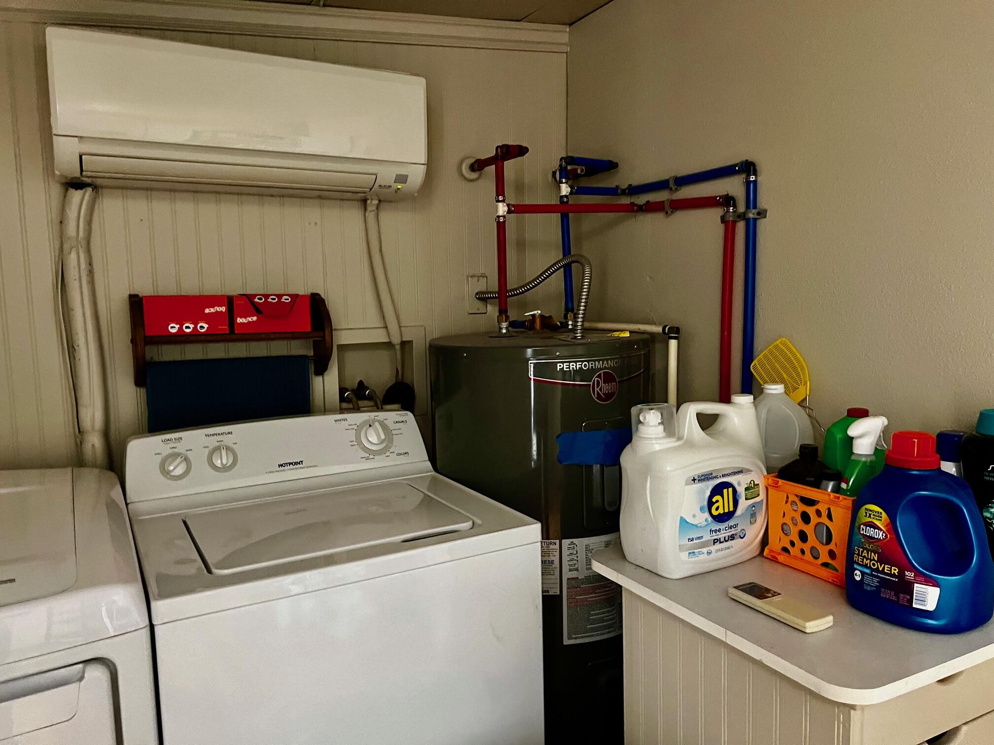 CANYON BREEZE RV RESORT - Residential