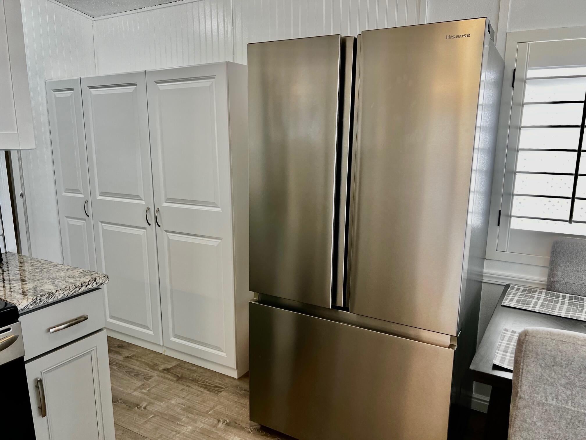 CANYON BREEZE RV RESORT - Residential