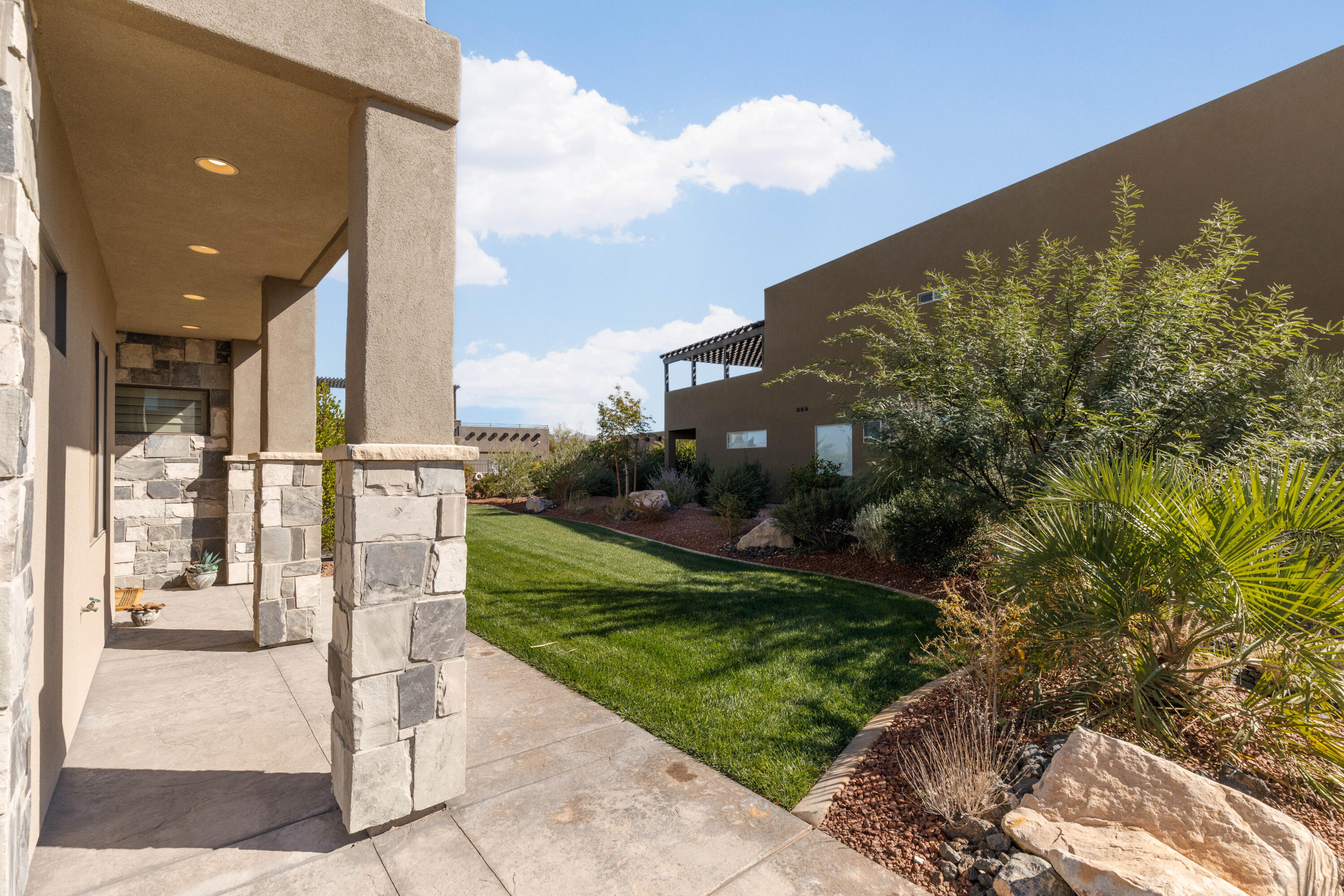 TAVA RESORT AT SAND HOLLOW - Residential