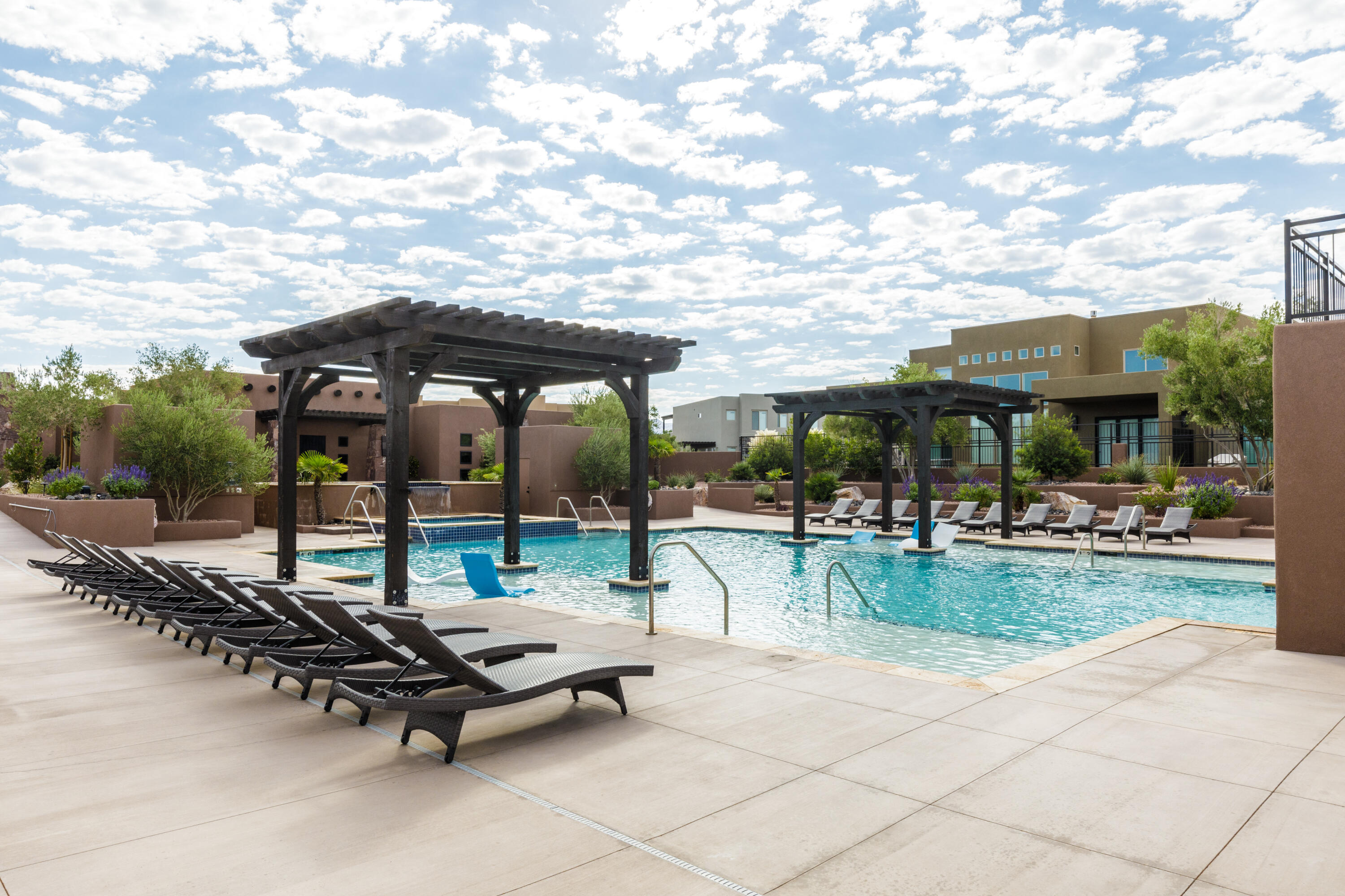 TAVA RESORT AT SAND HOLLOW - Residential