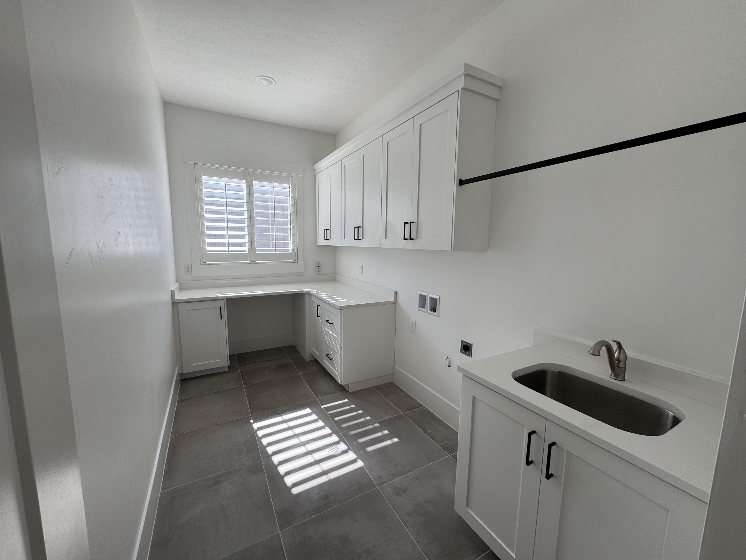 WASHINGTON VISTA - Residential