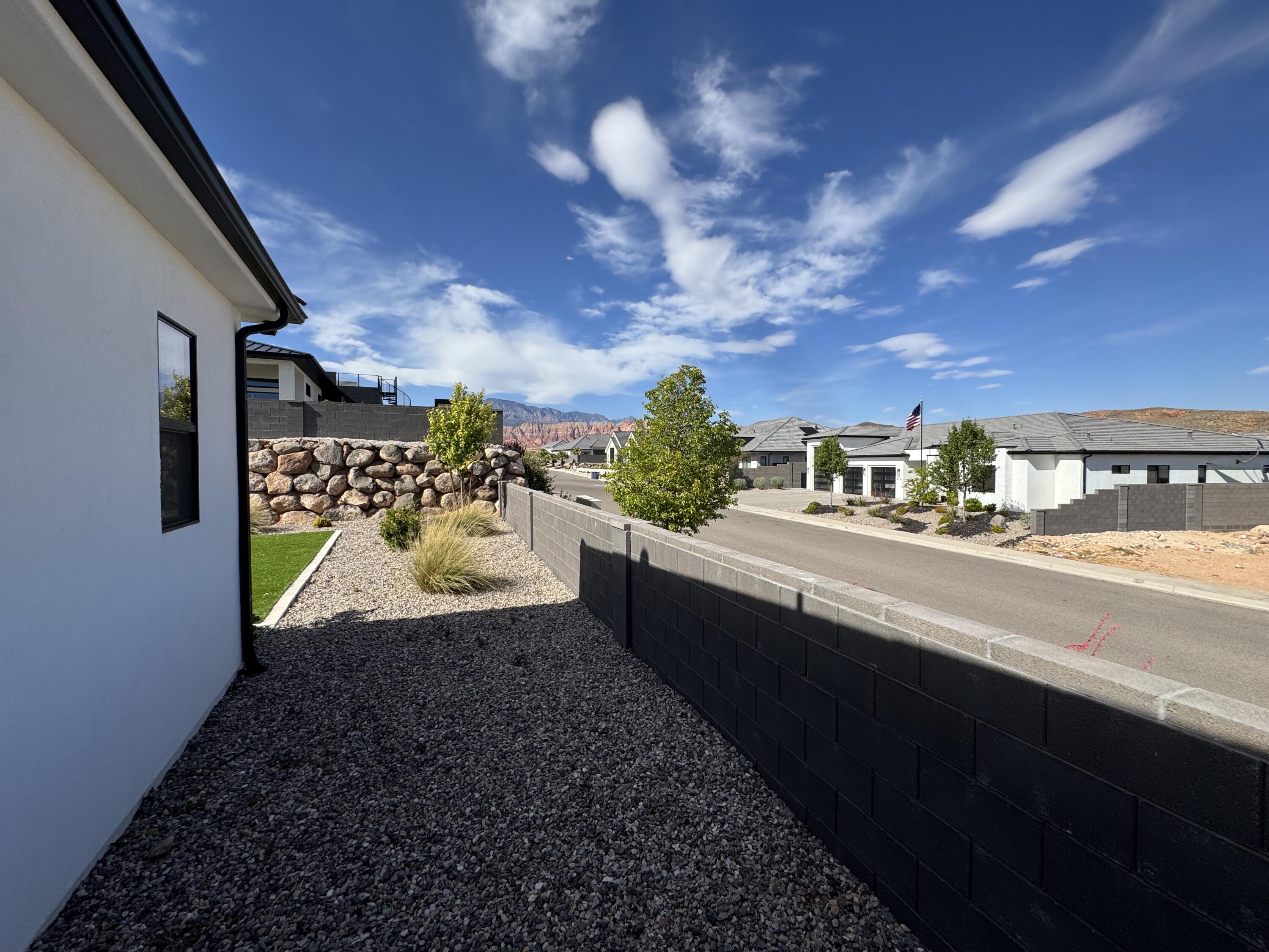 WASHINGTON VISTA - Residential
