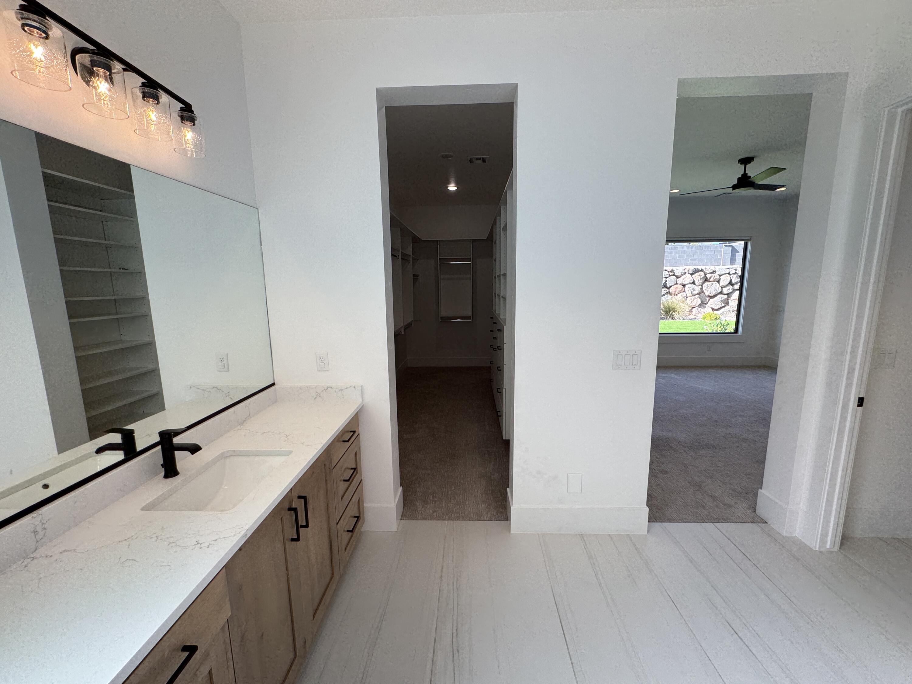 WASHINGTON VISTA - Residential