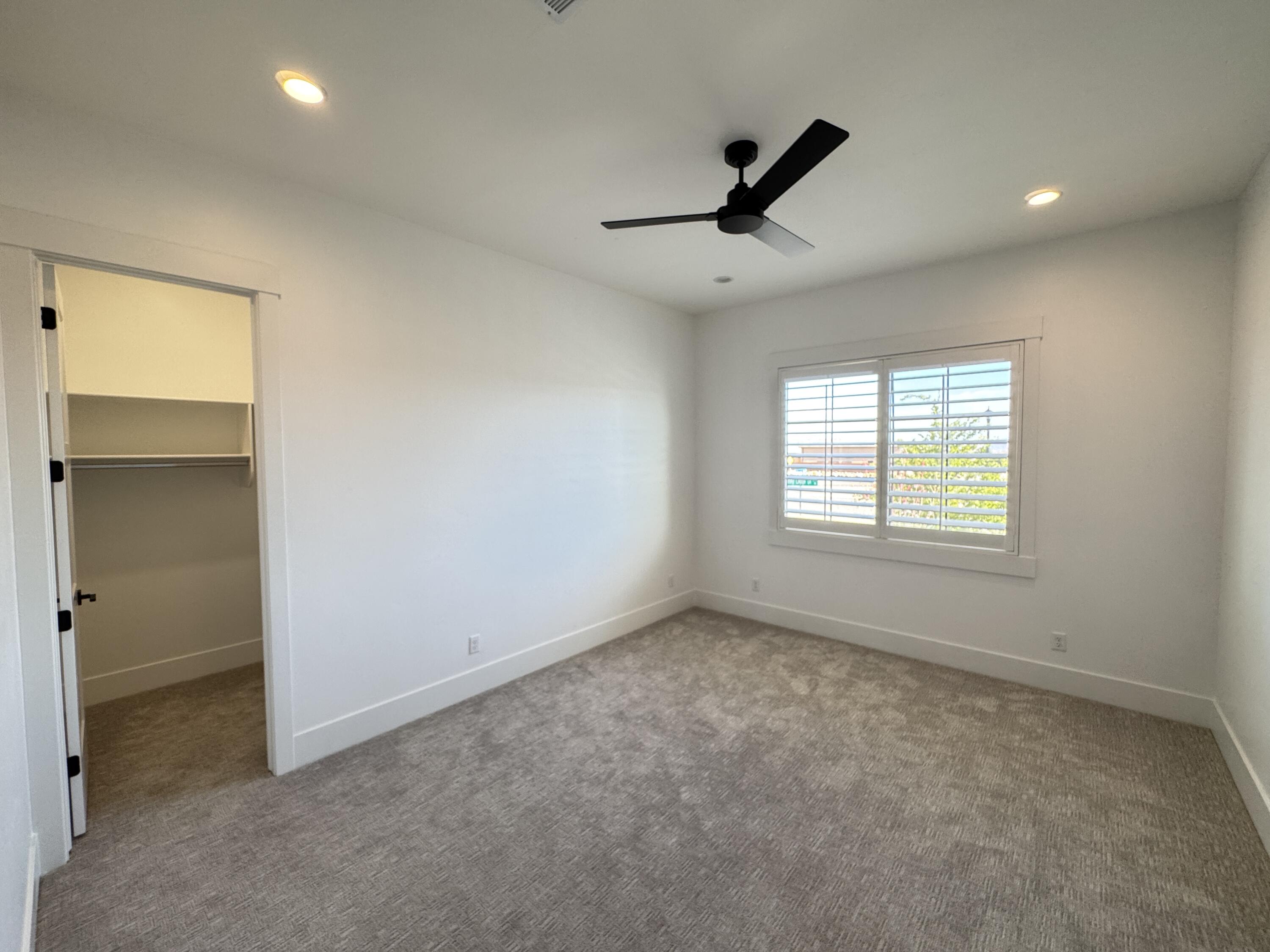 WASHINGTON VISTA - Residential