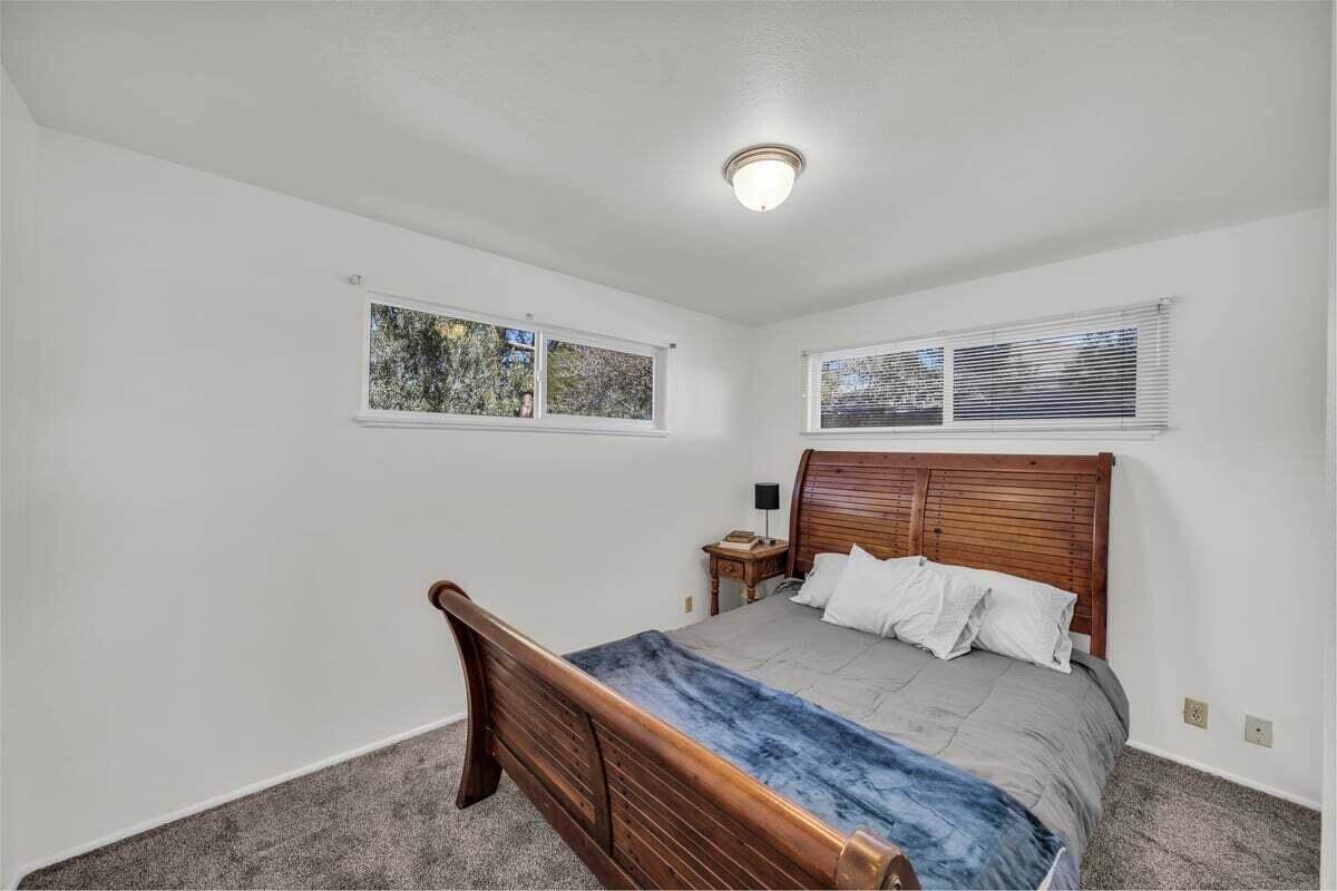 LEEDS ESTATES - Residential