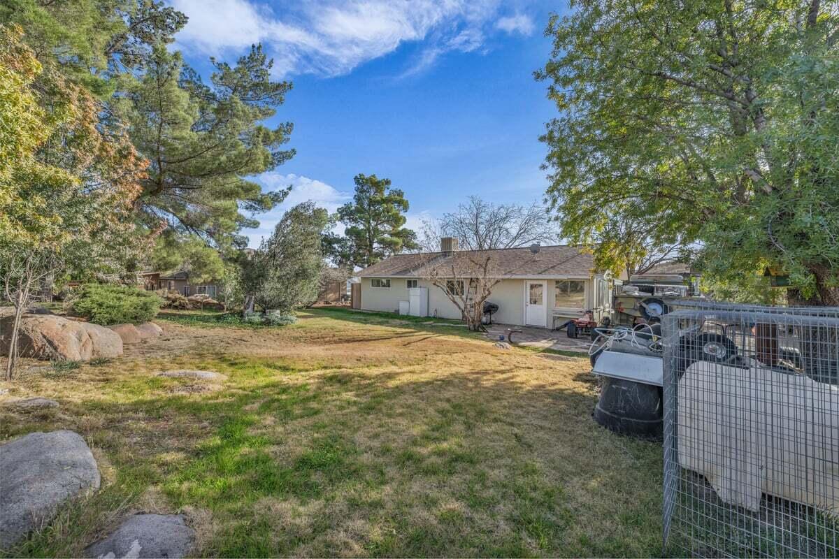 LEEDS ESTATES - Residential